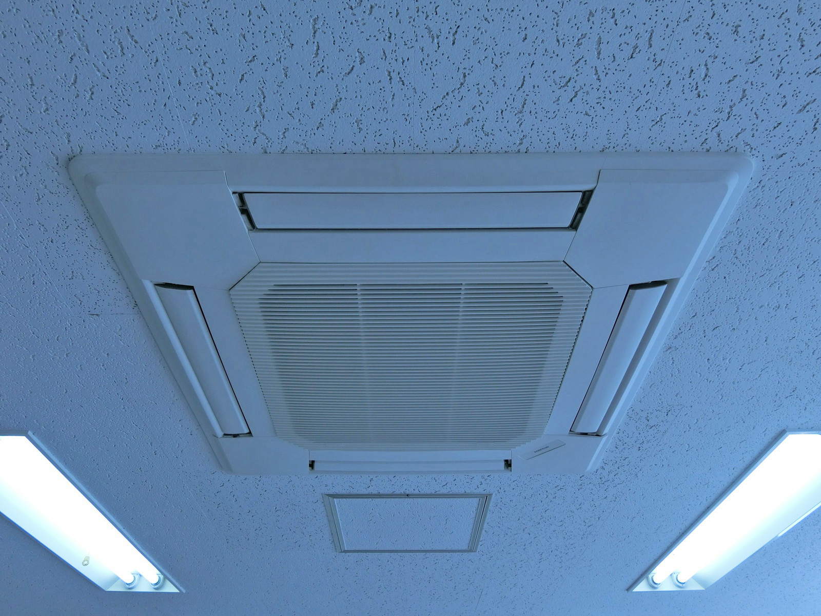 空調