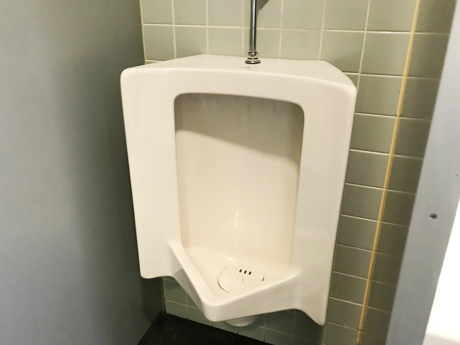 男性用トイレ