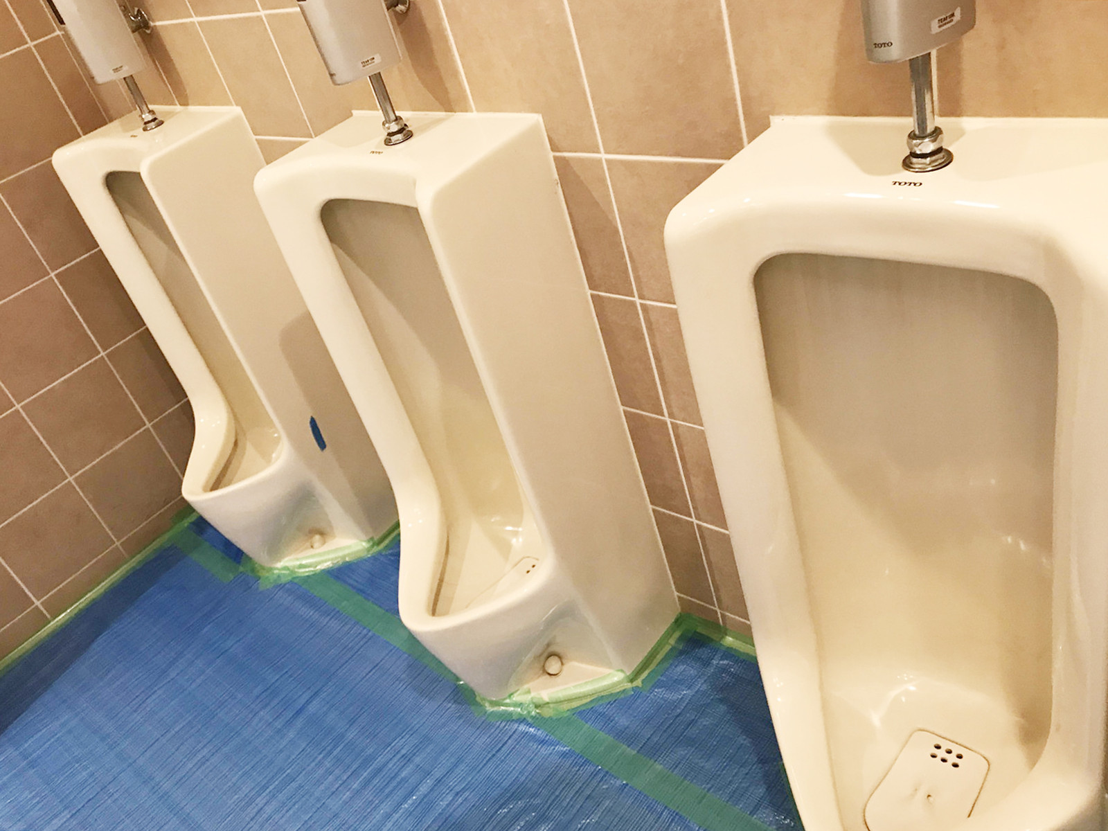 男性用トイレ