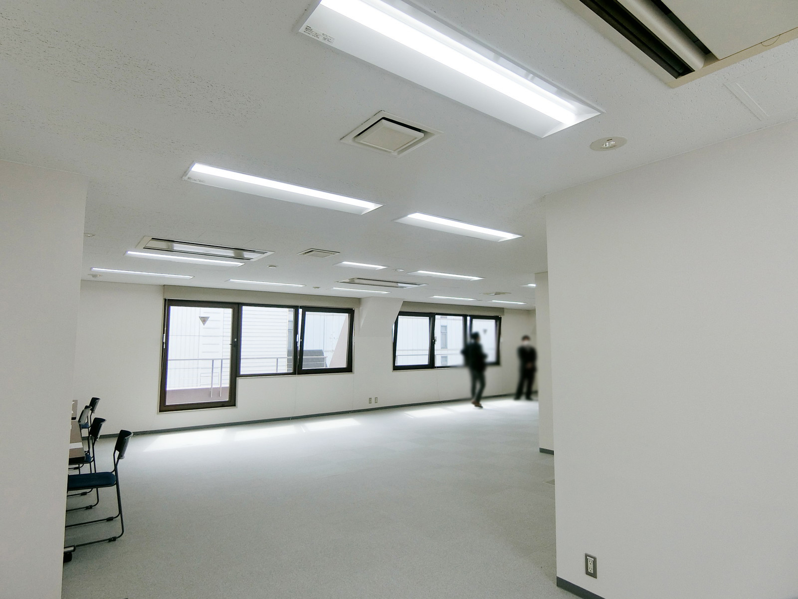 別角度の様子