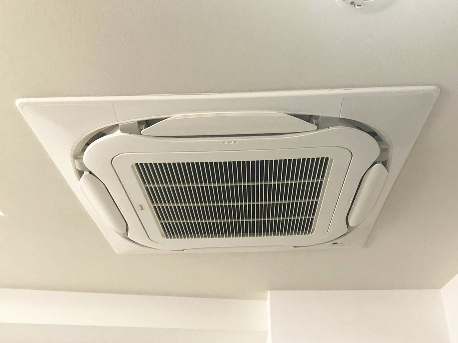 空調