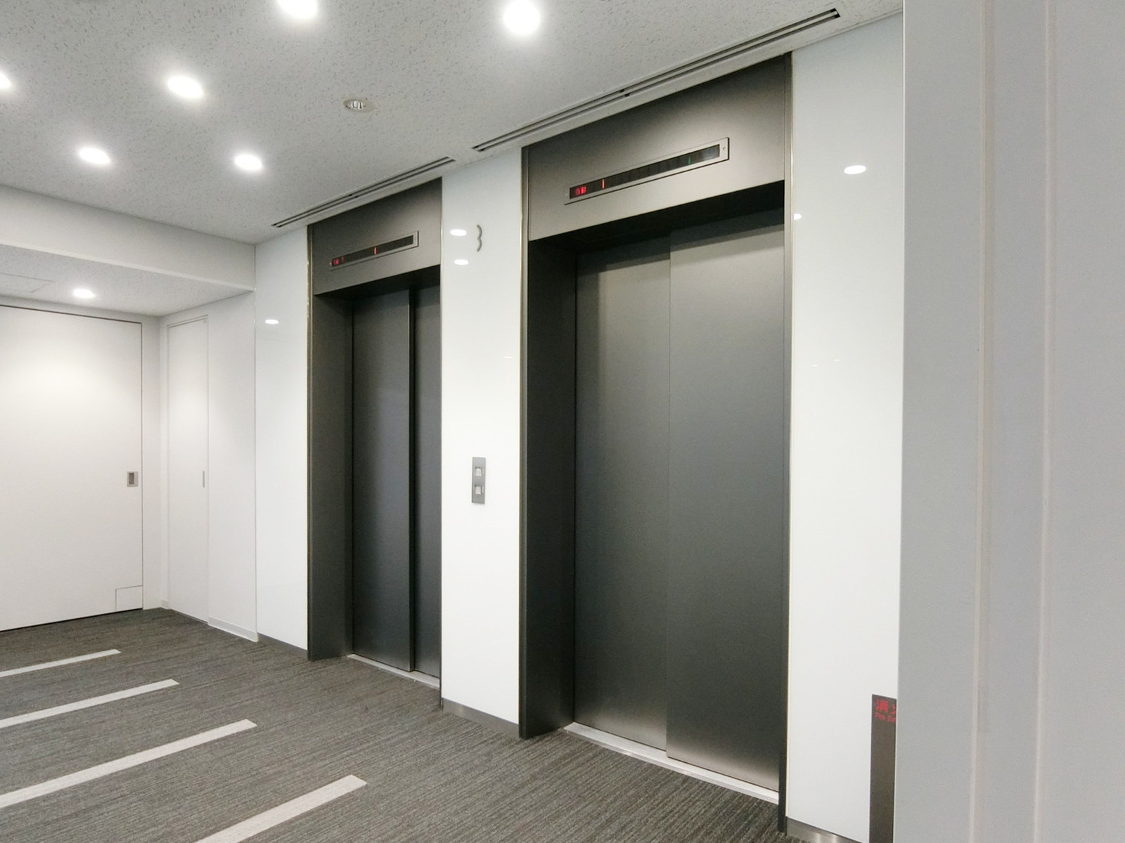 エレベーターホール