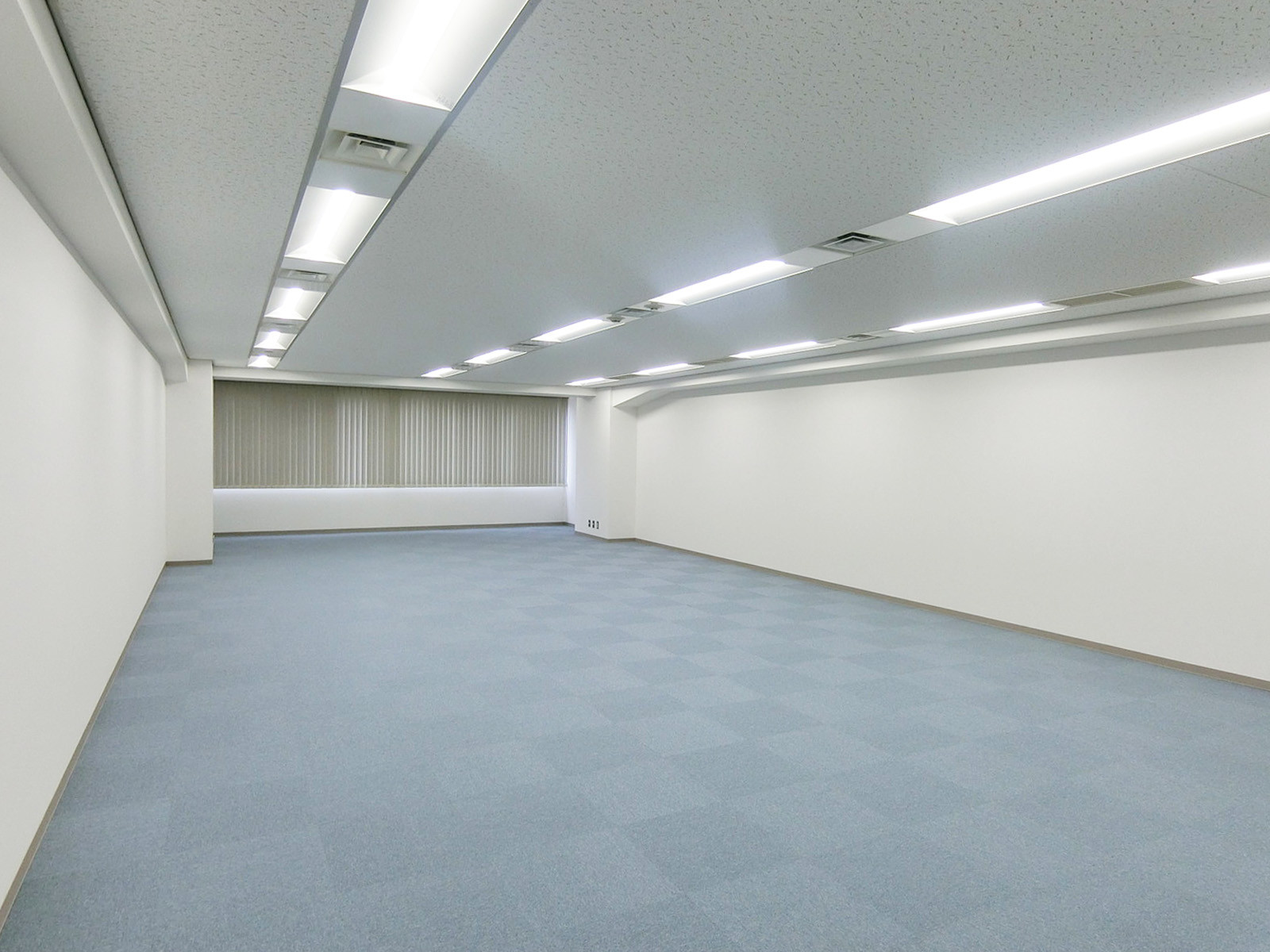 オフィス室内参考画像