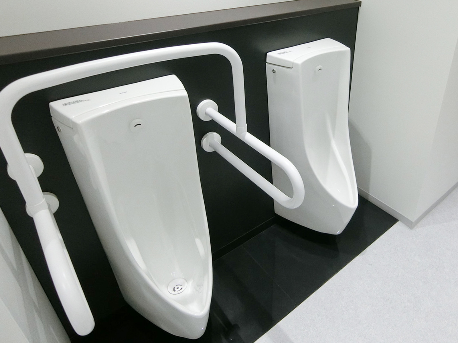 男性用トイレ