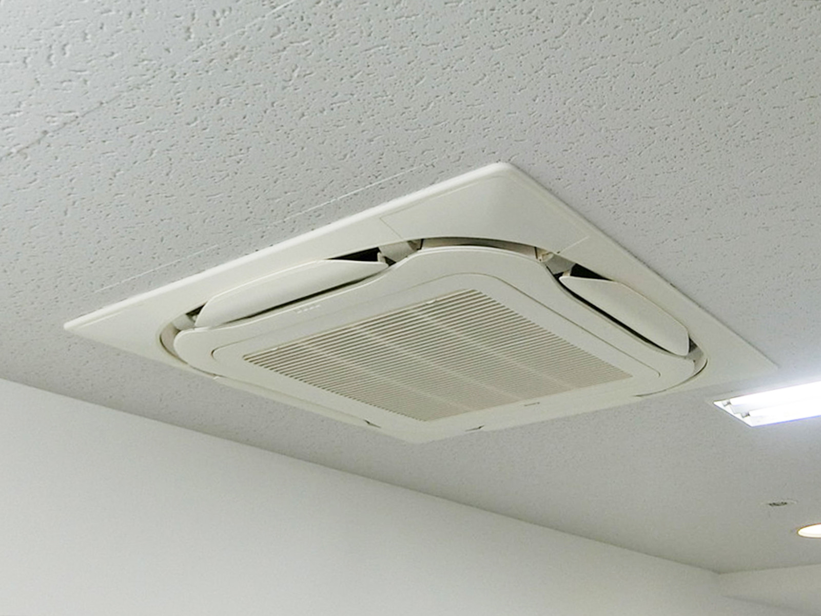 空調
