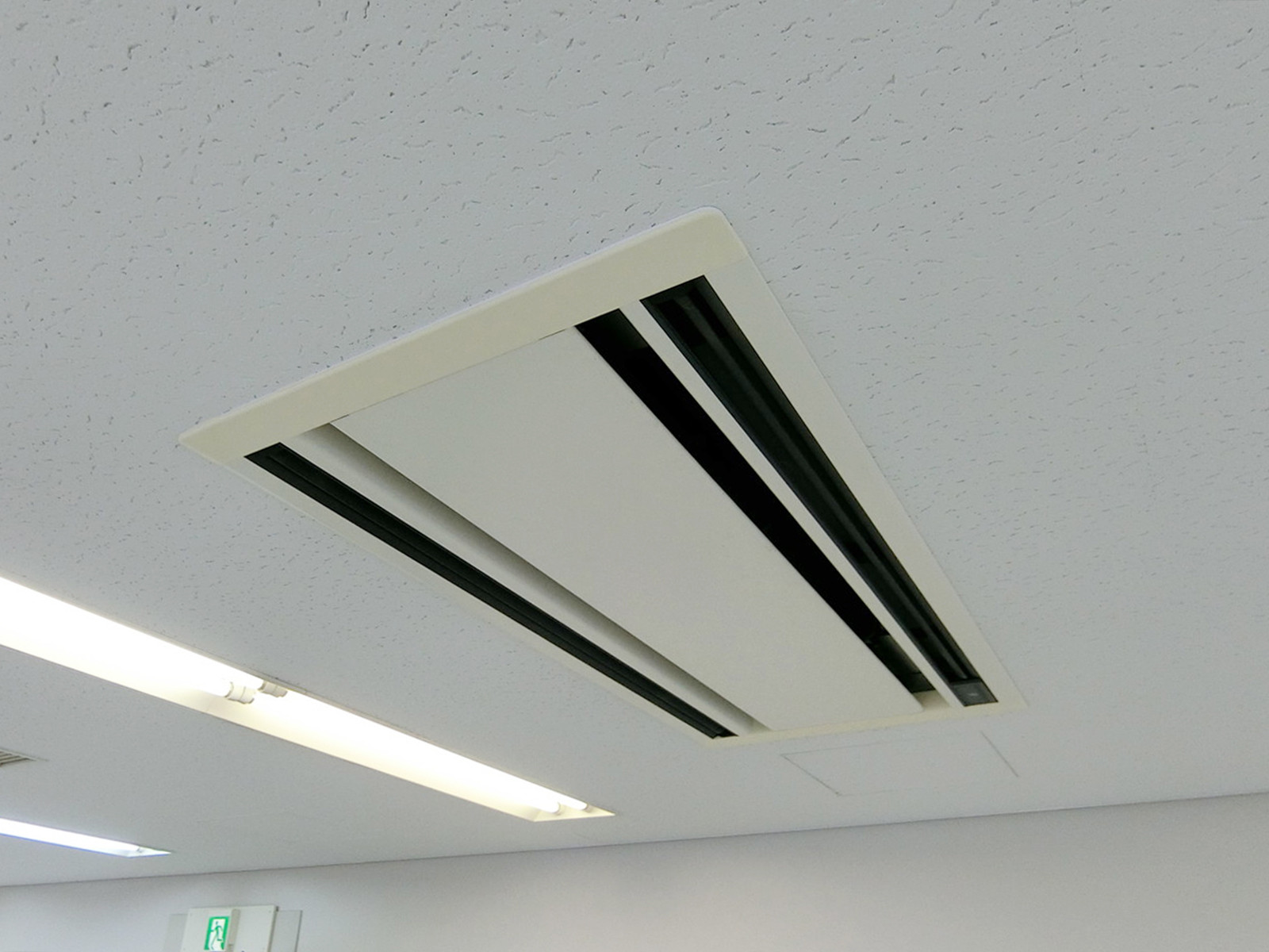 空調