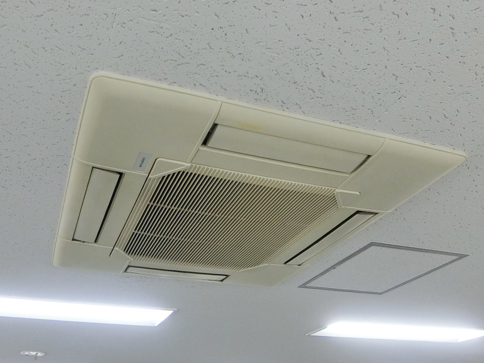 空調