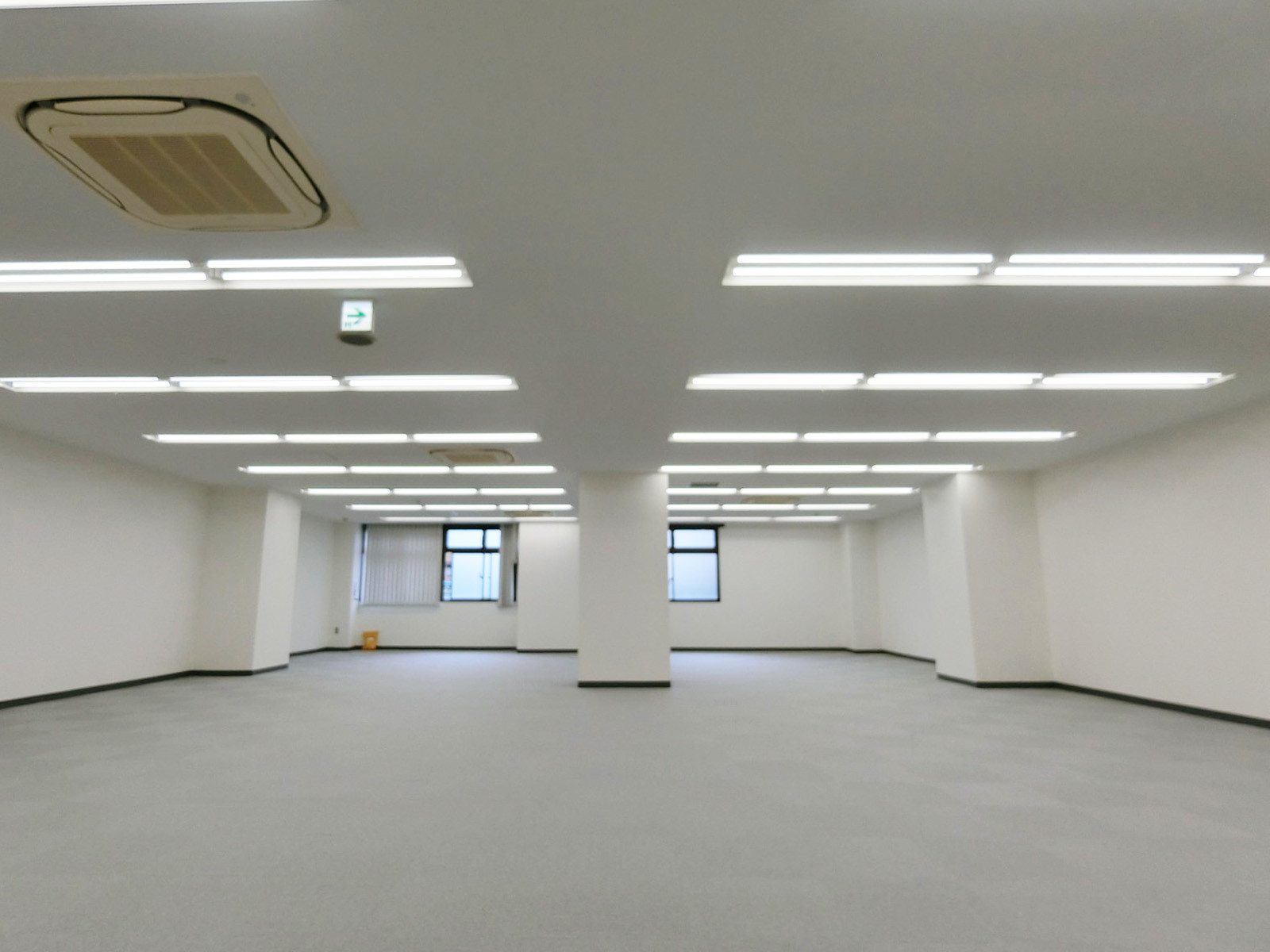別角度の様子