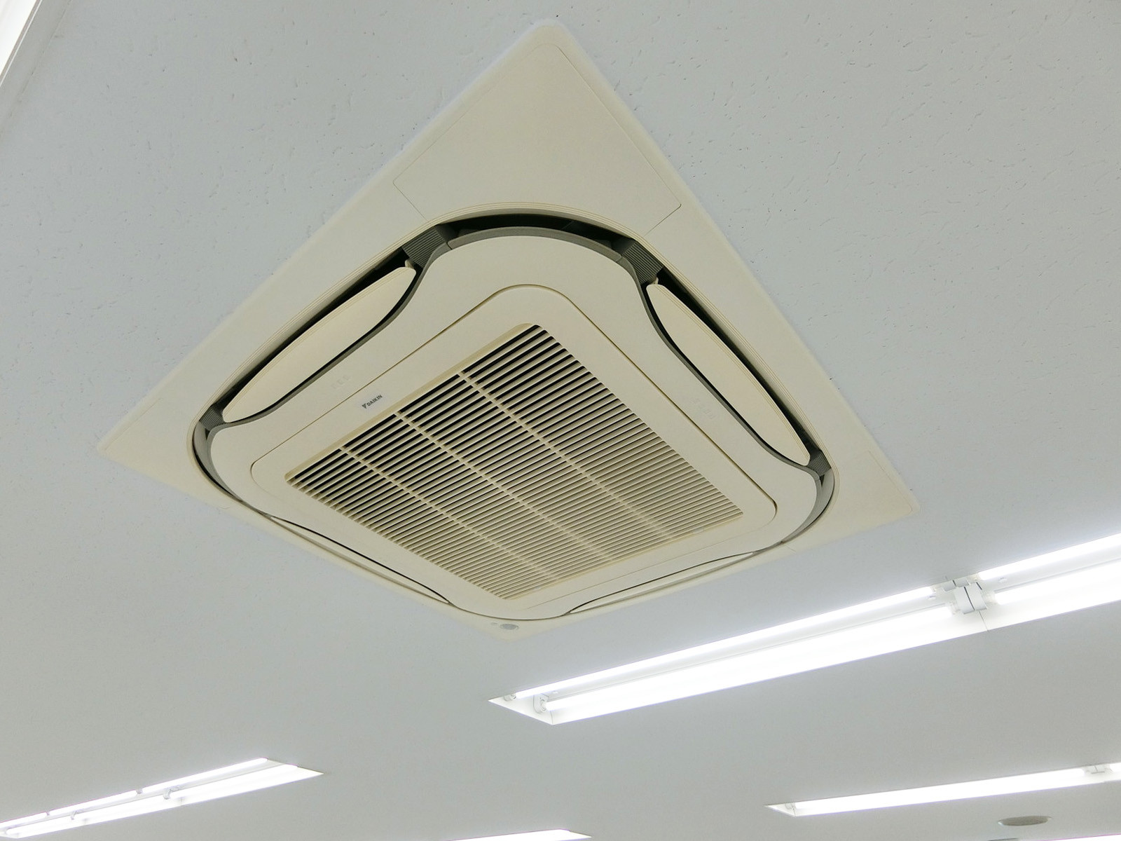 空調