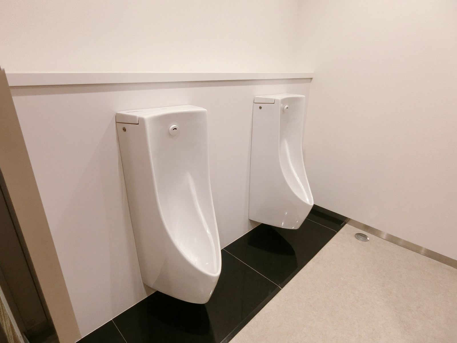 男性用トイレ