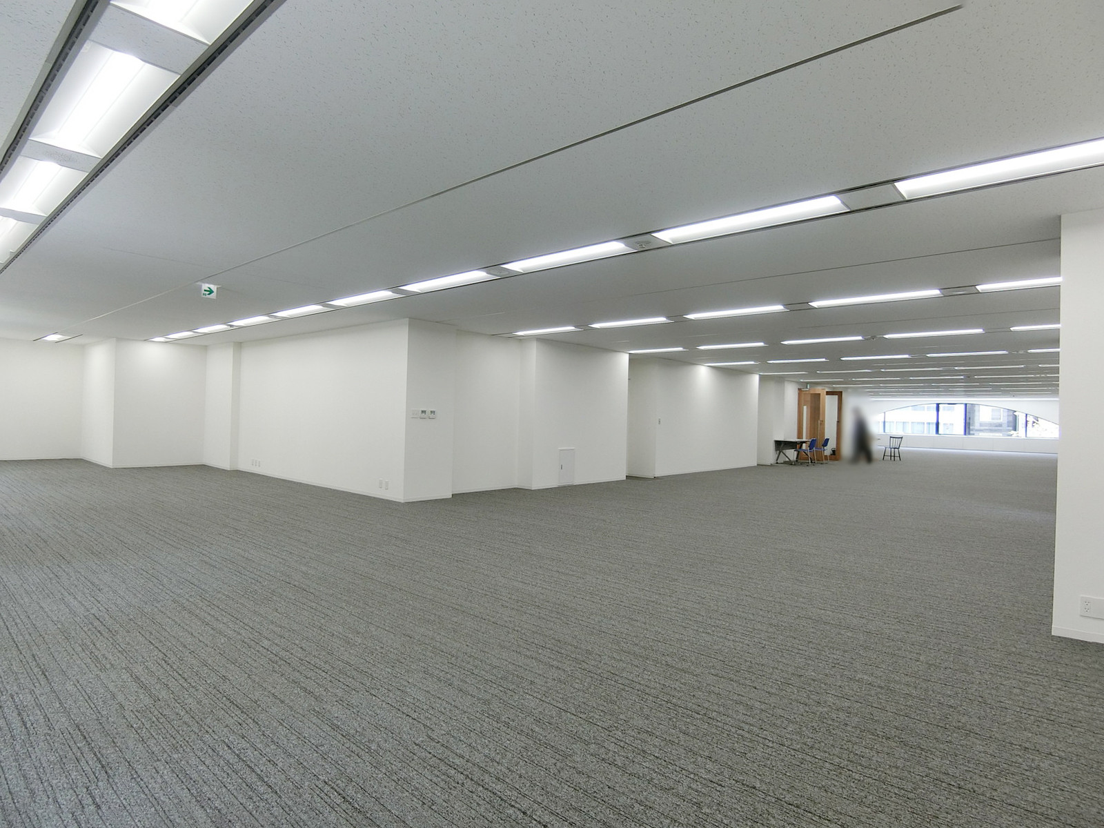 別角度の様子