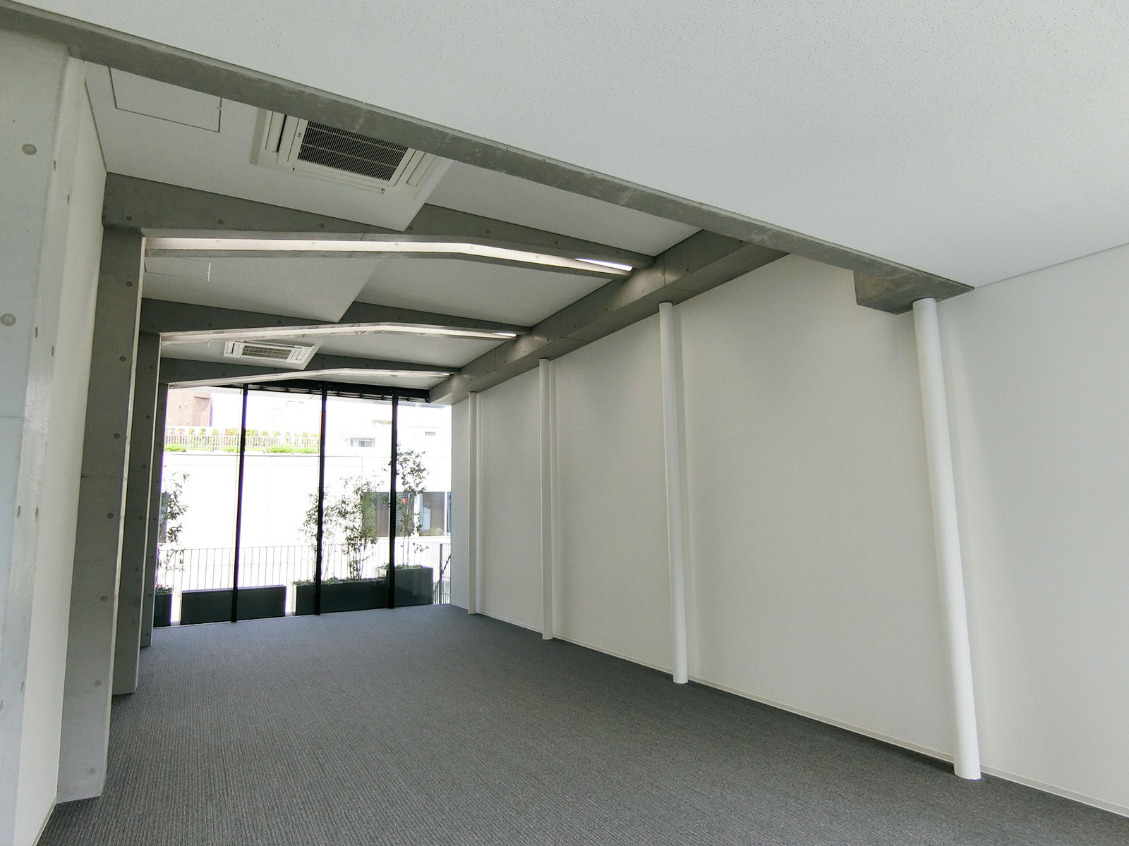 オフィス室内参考画像(4階・約20坪)