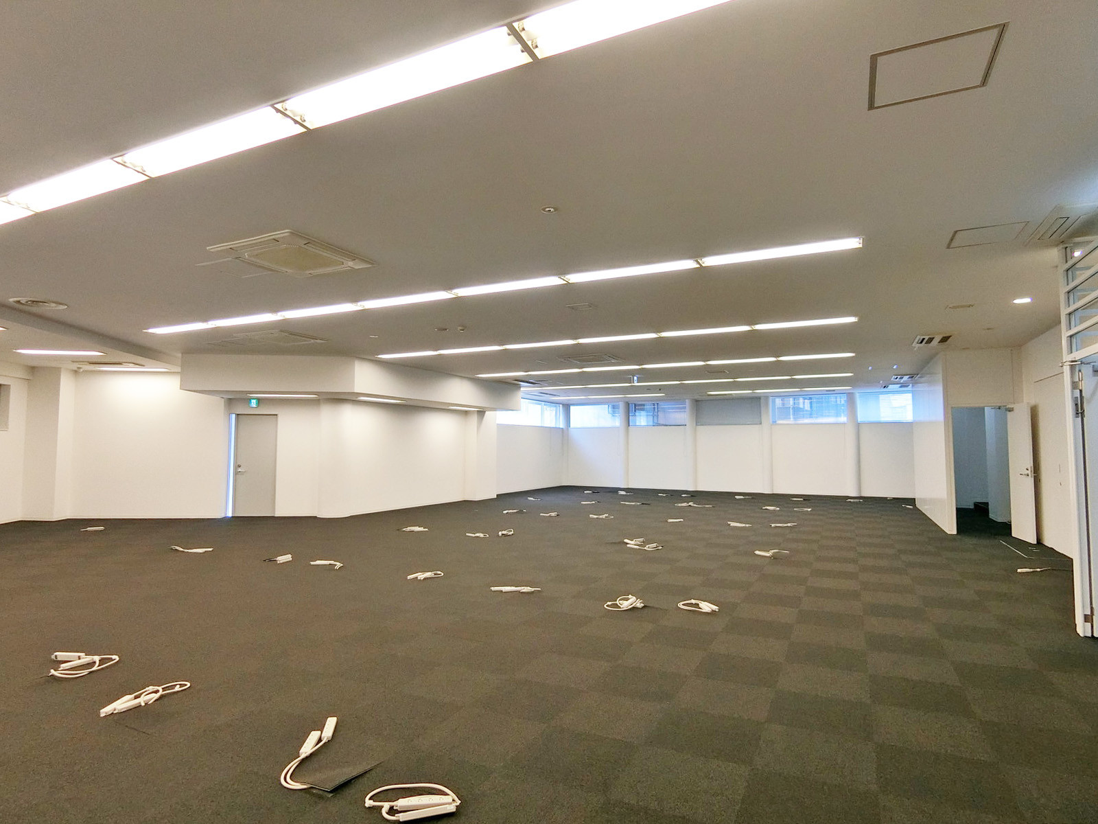 オフィス室内参考画像(2階・約127坪)