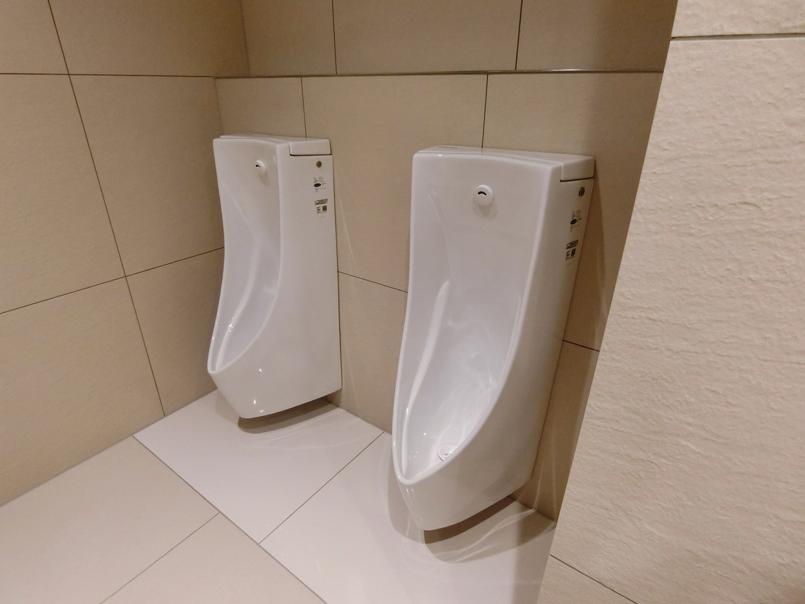 男性用トイレ