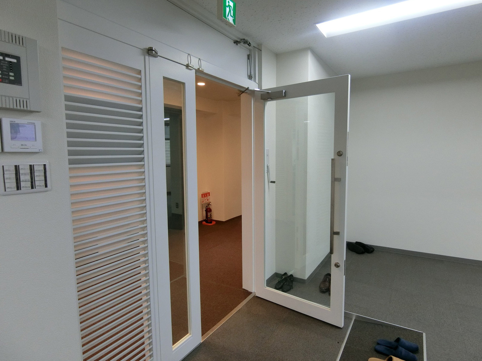 貸室出入口