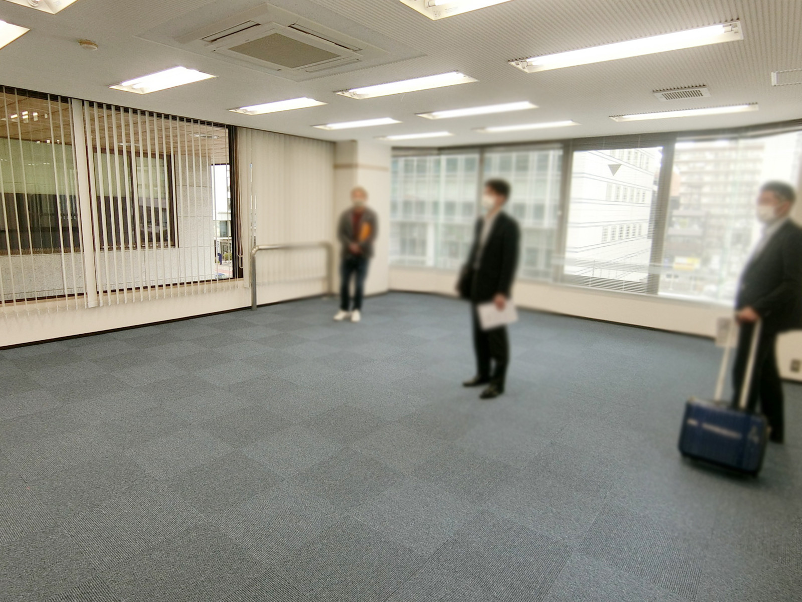 別角度の様子