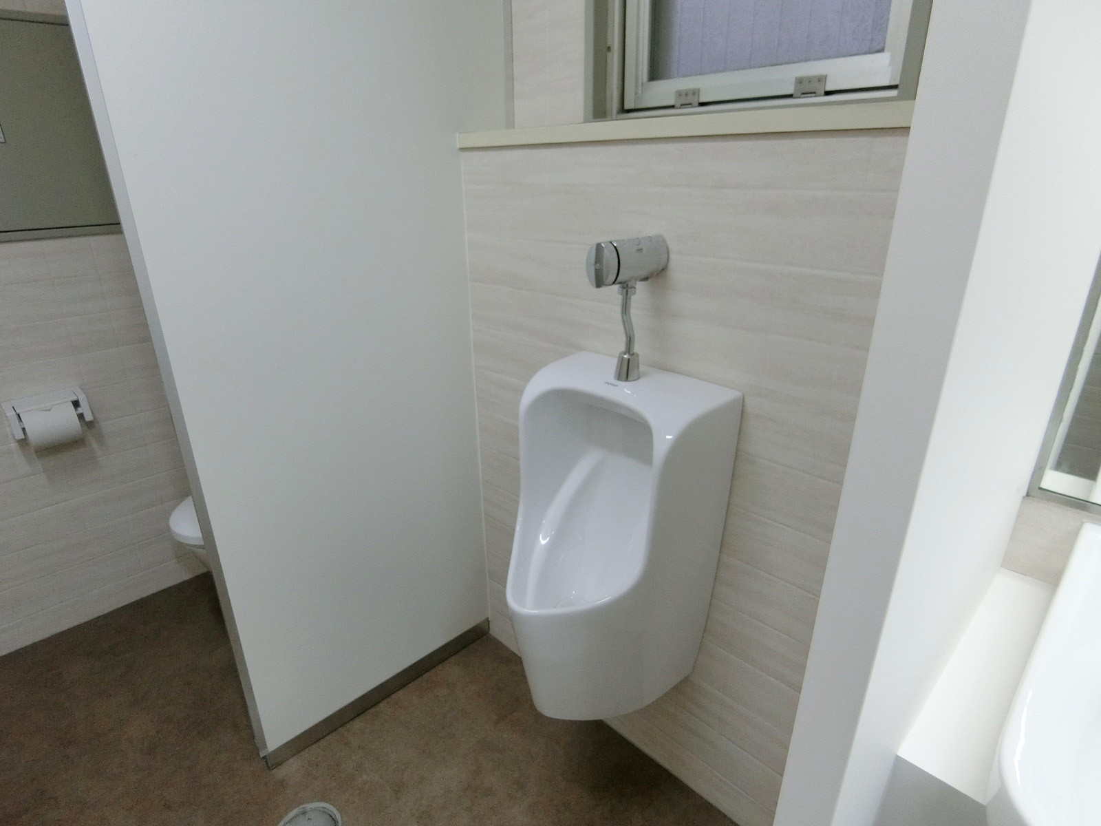男性用トイレ