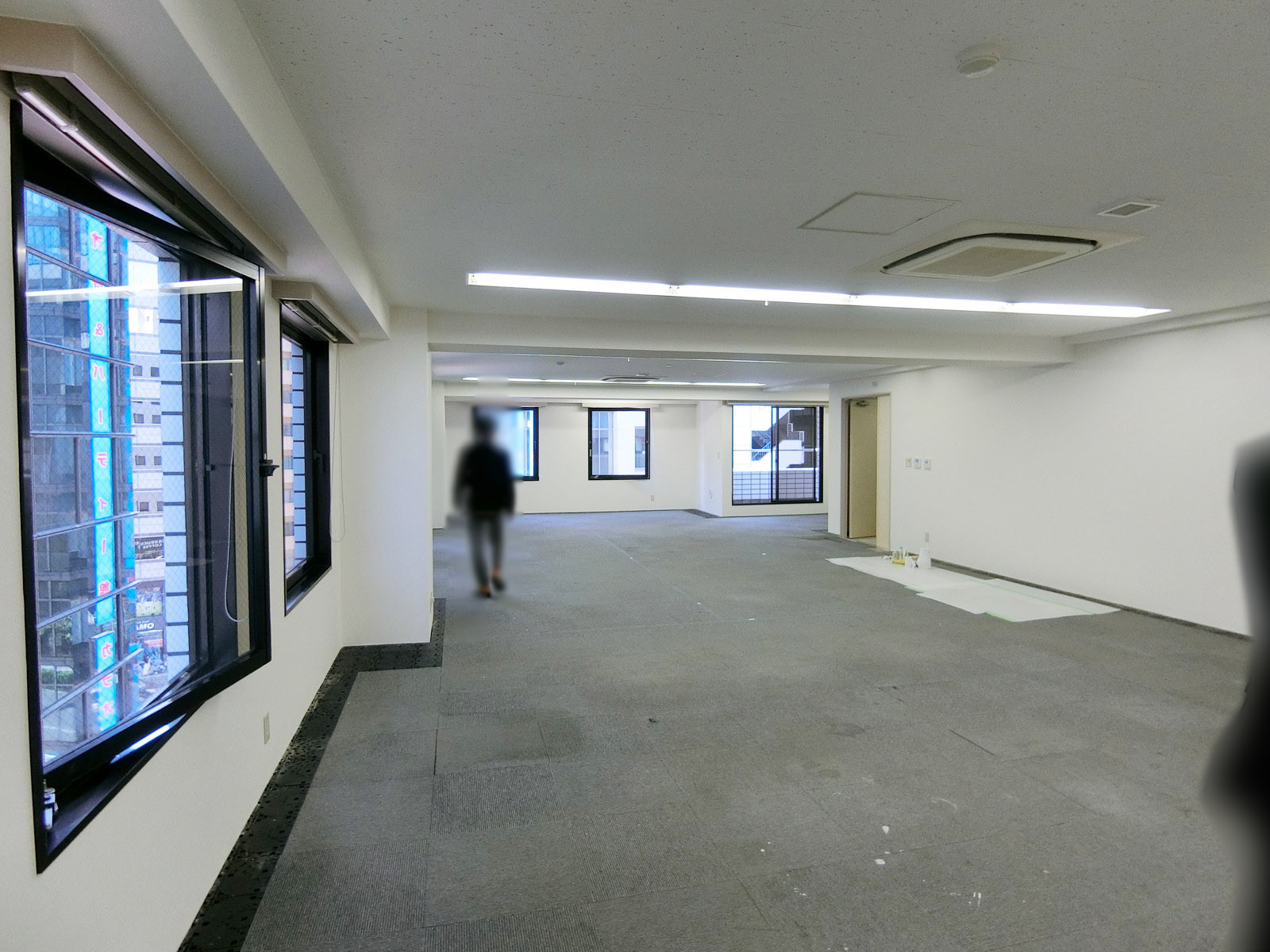 オフィス室内参考画像
