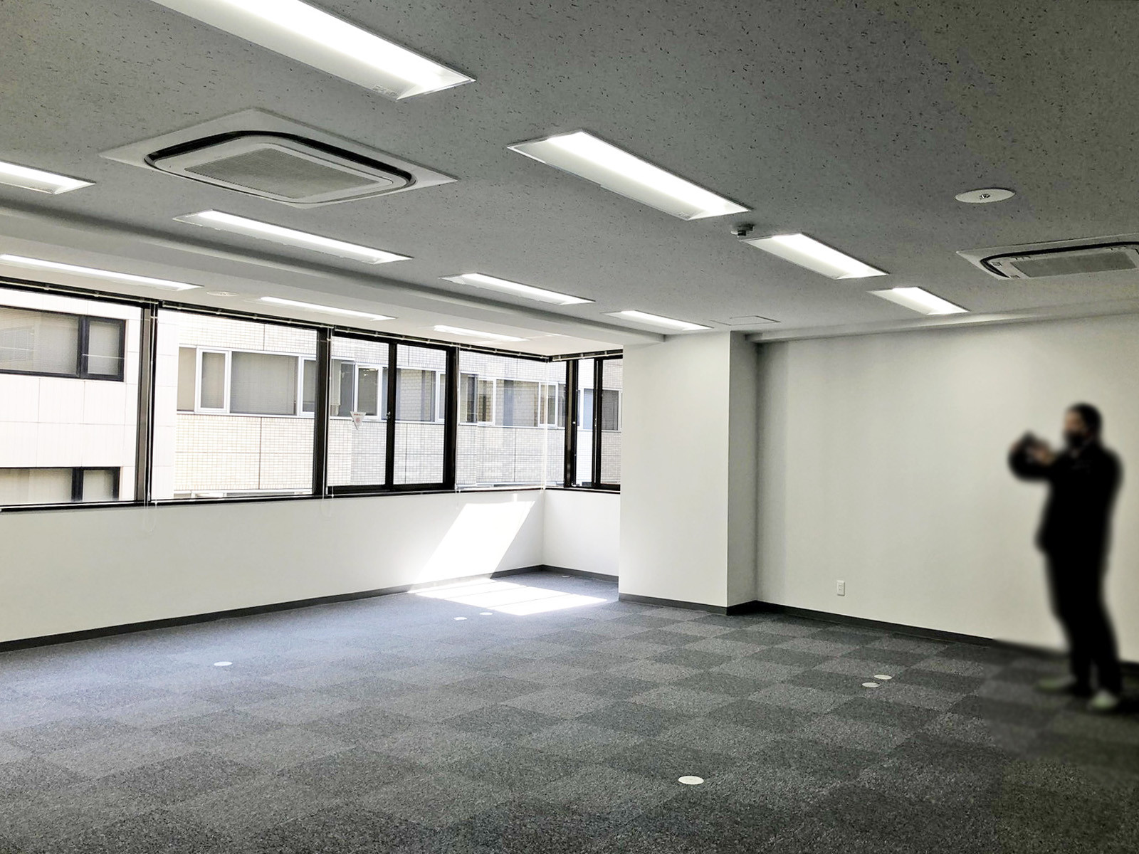 別角度の様子