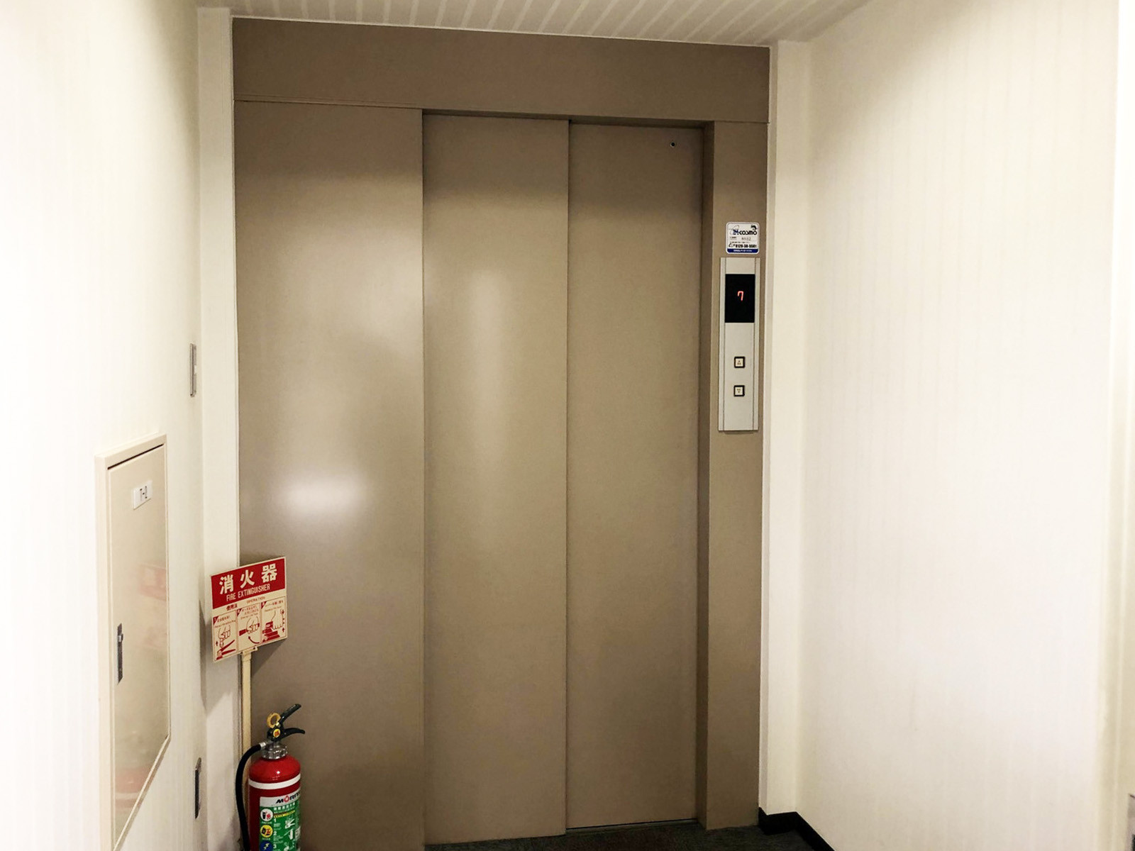 エレベーター