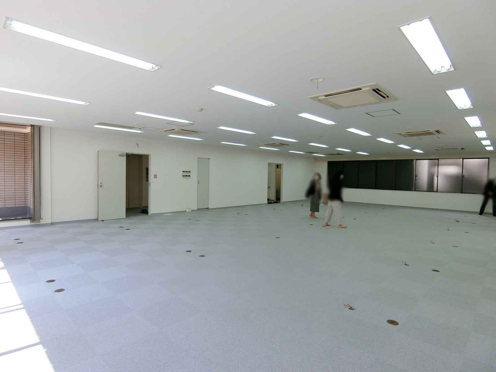 オフィス室内参考画像