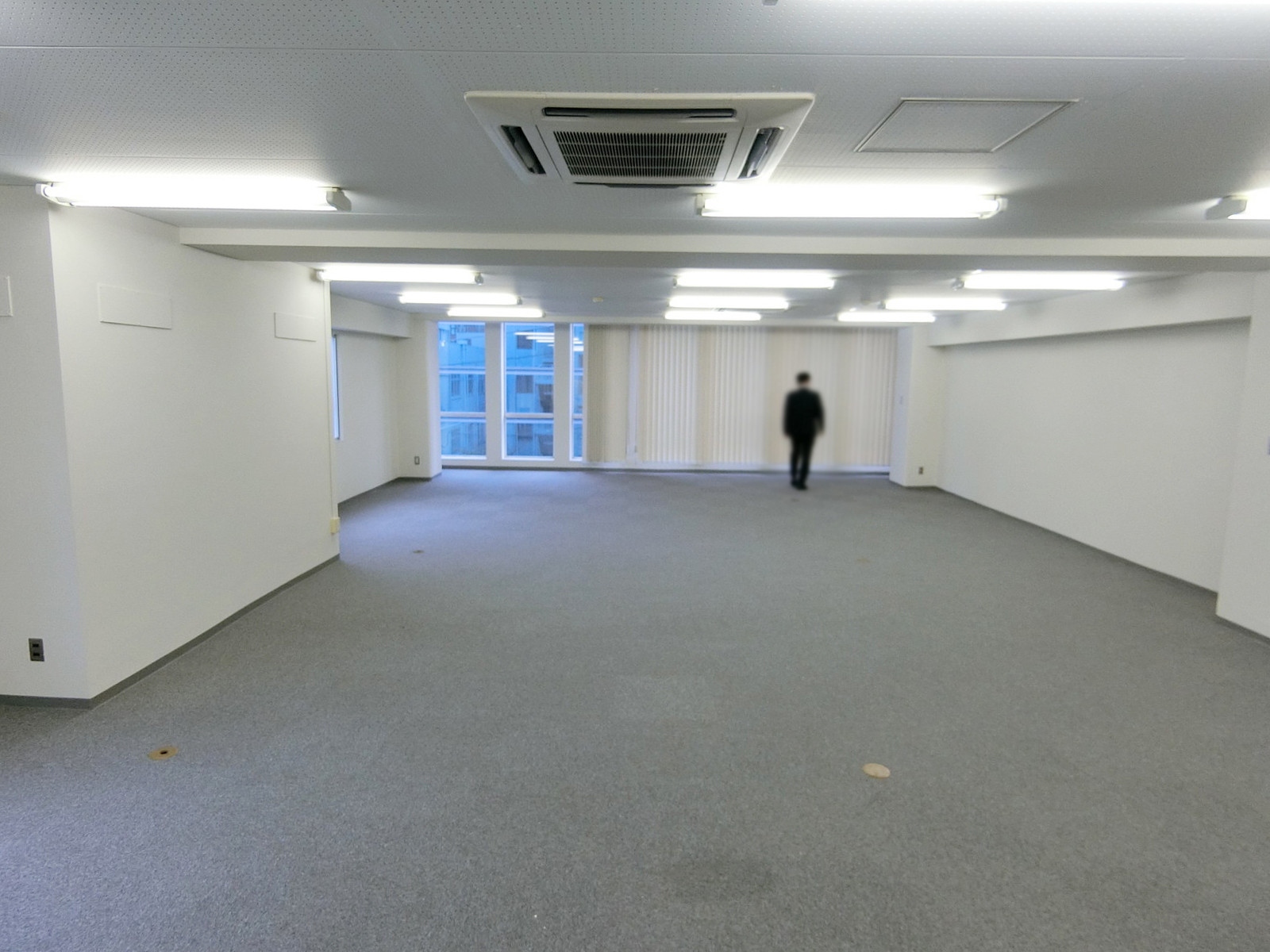 オフィス室内参考画像（4階・約31坪）