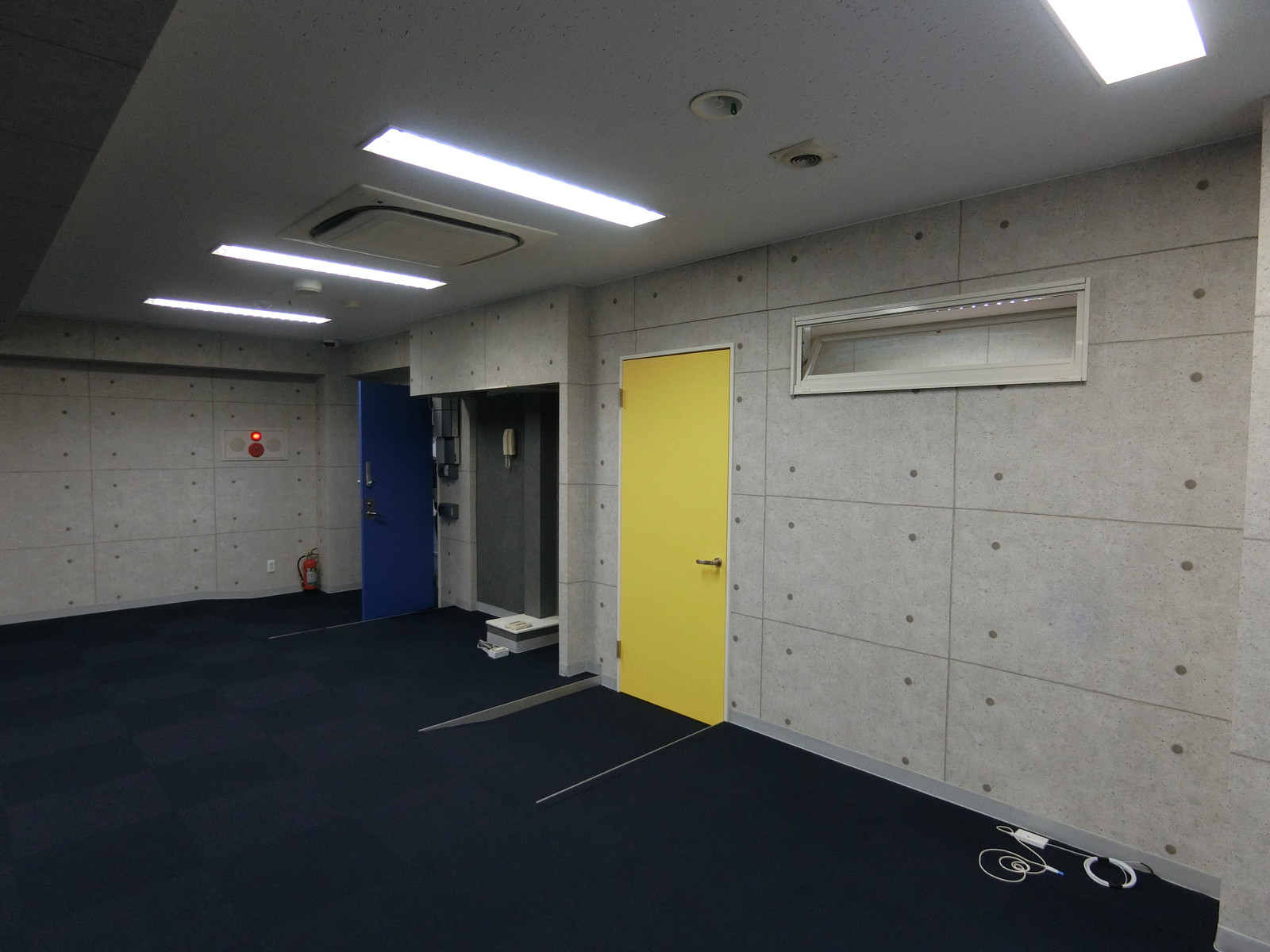別角度の様子