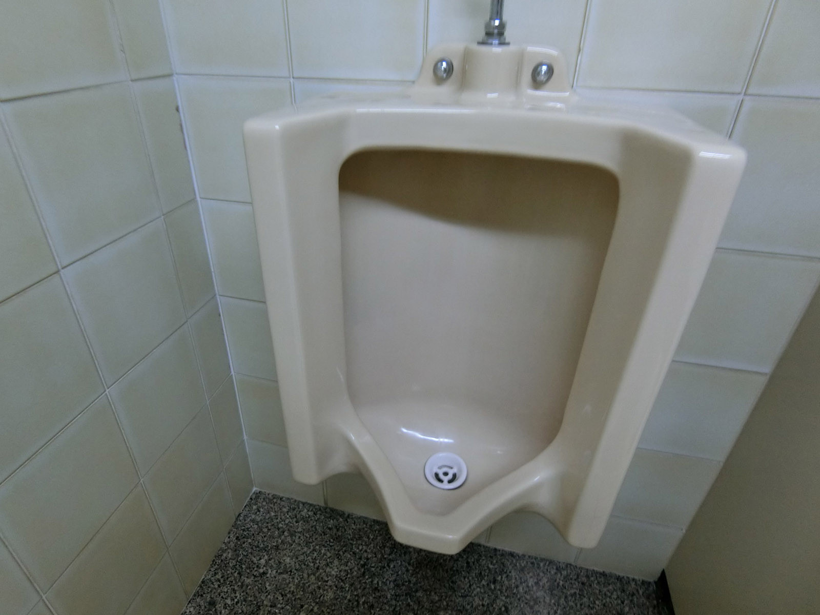 男性用トイレ