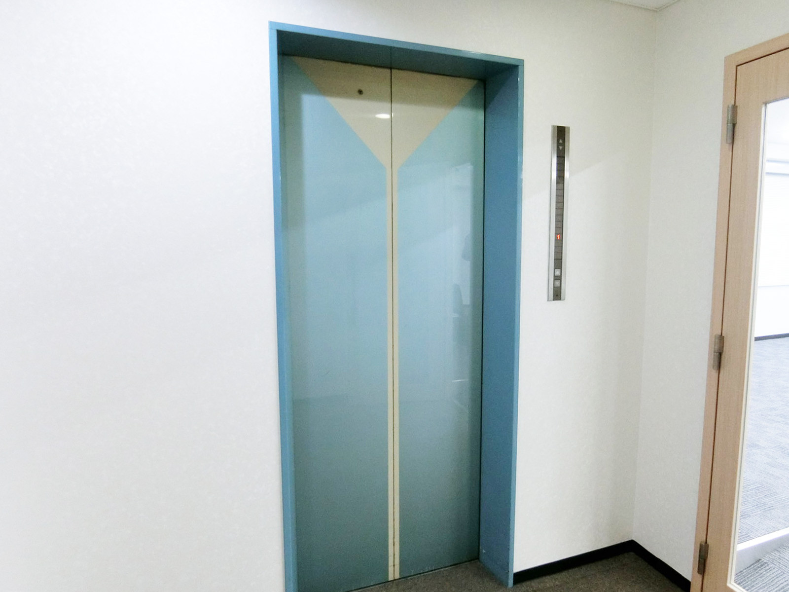 エレベーター