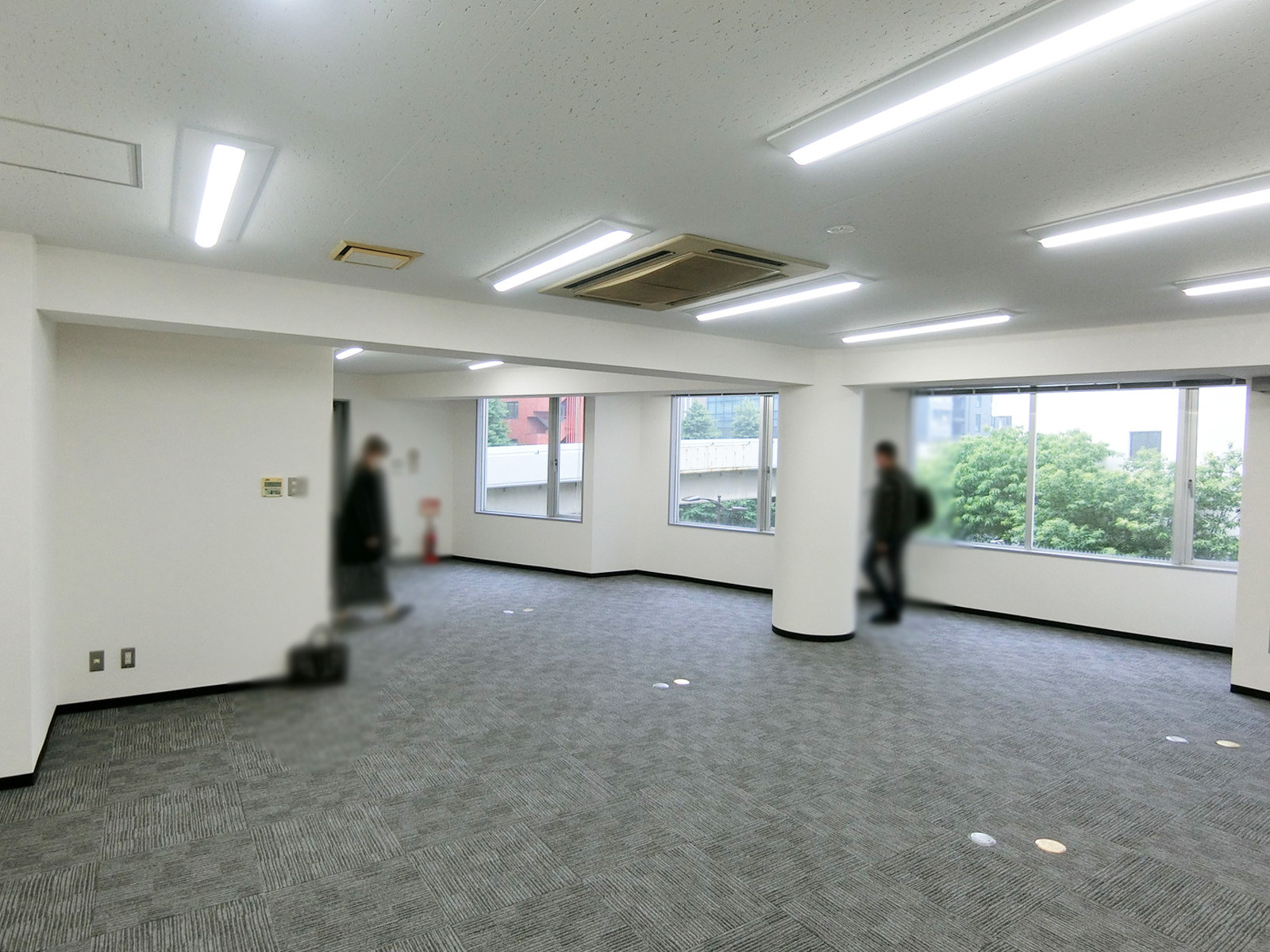 オフィス室内参考画像