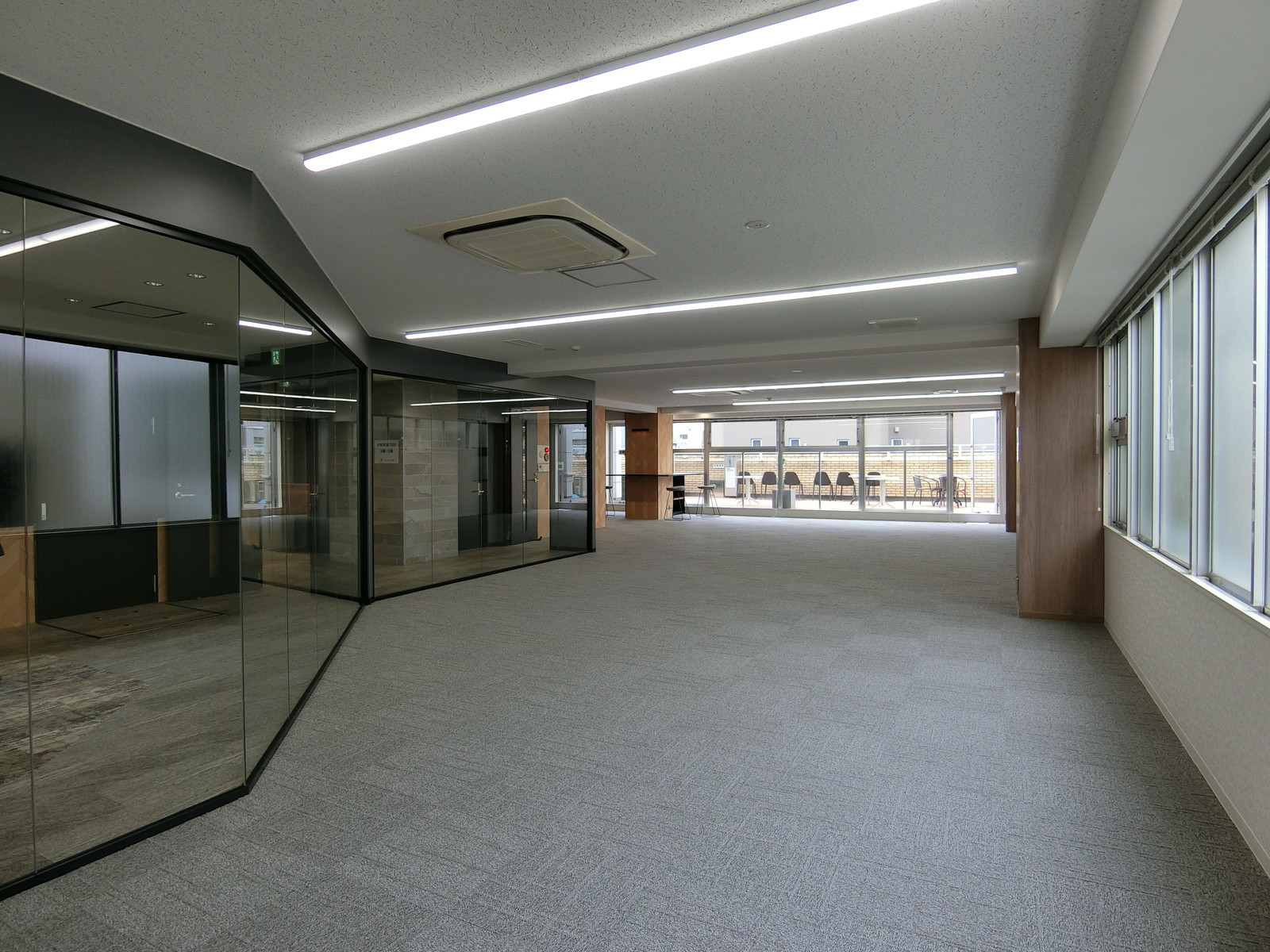 オフィス室内参考画像（3階）