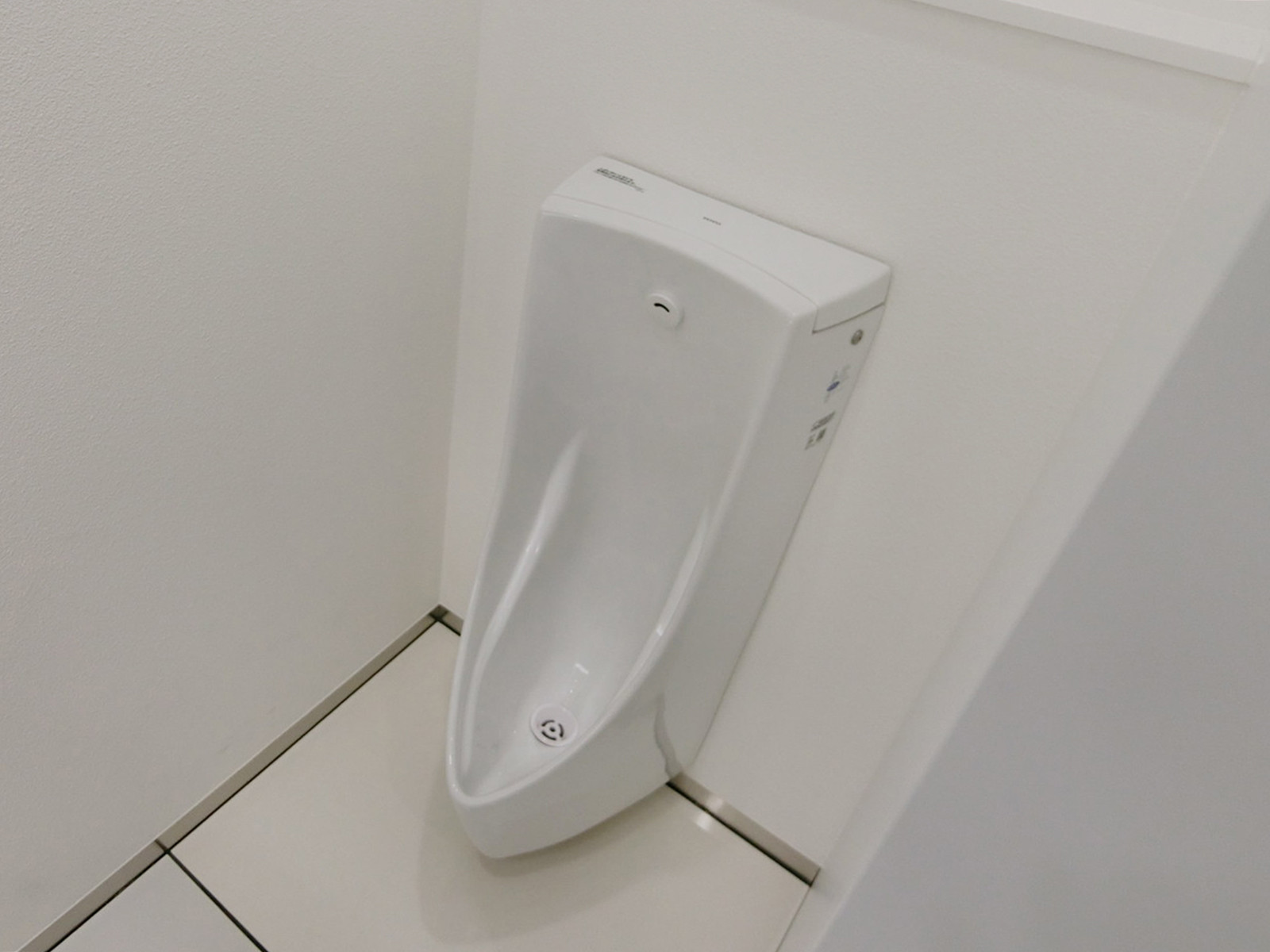 男性用トイレ