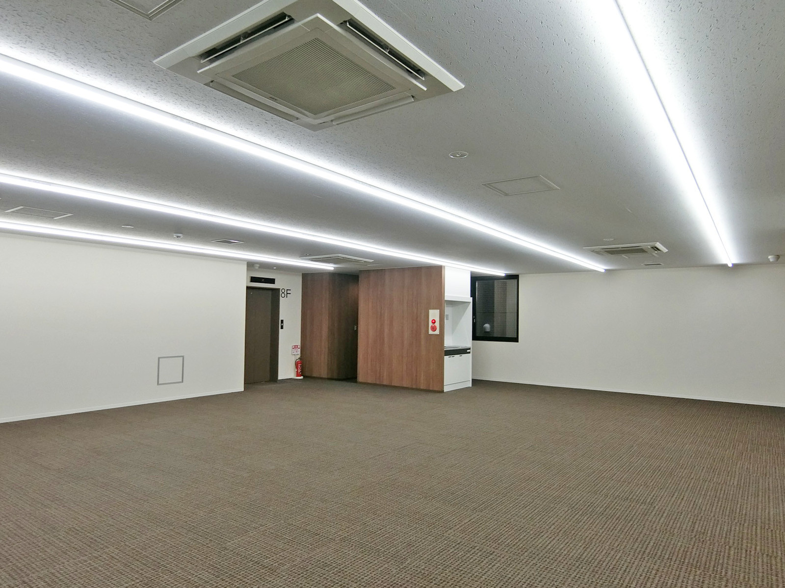 別角度の様子