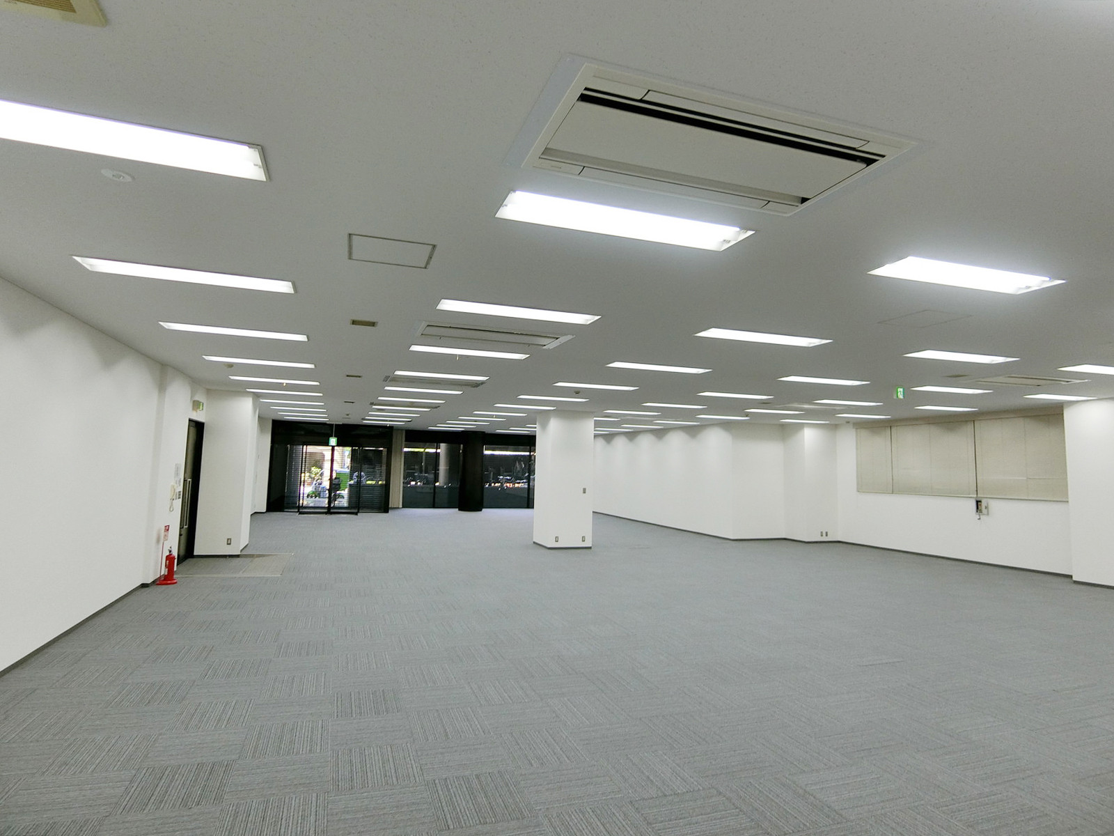 別角度の様子