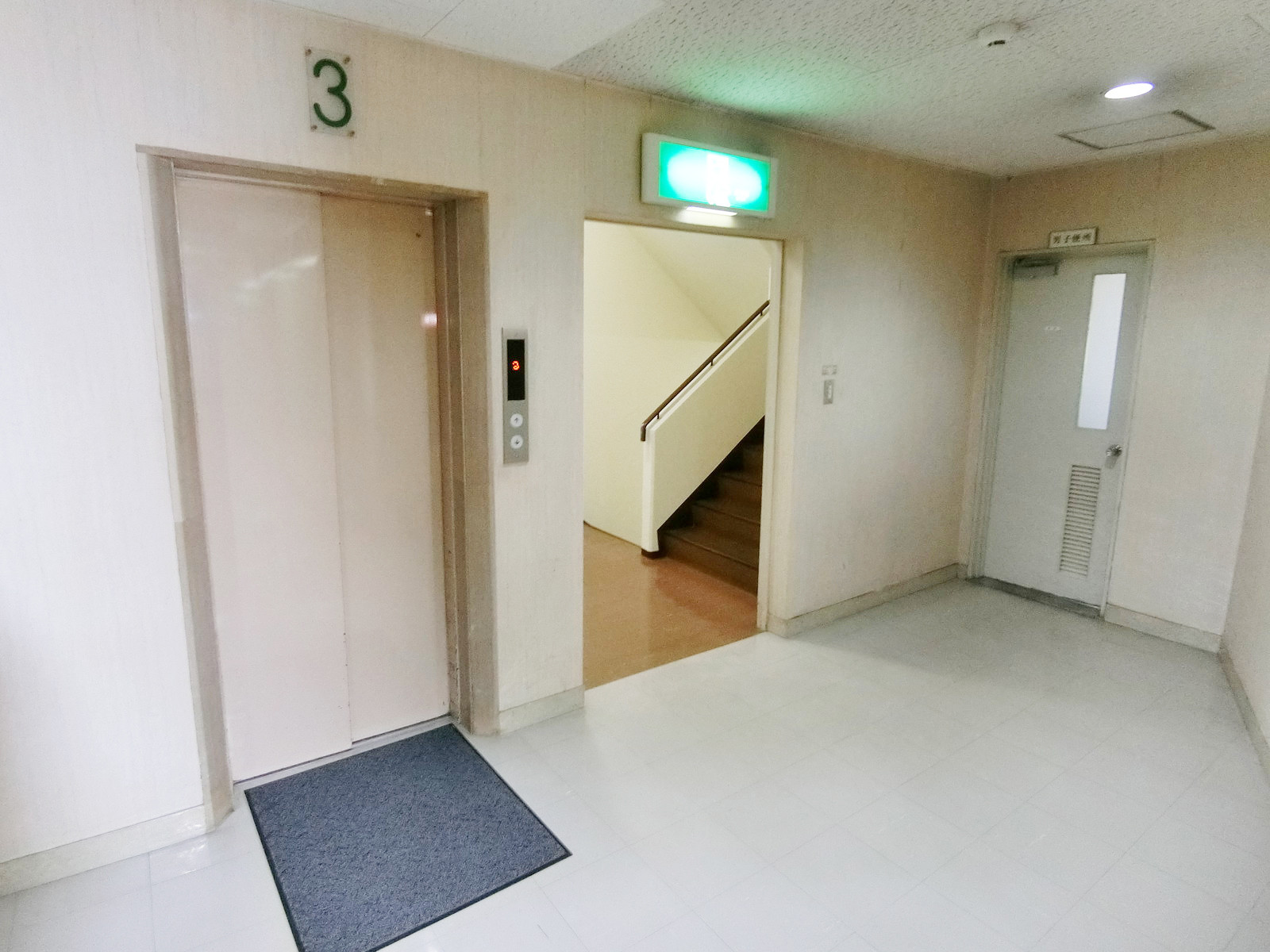 エレベーター