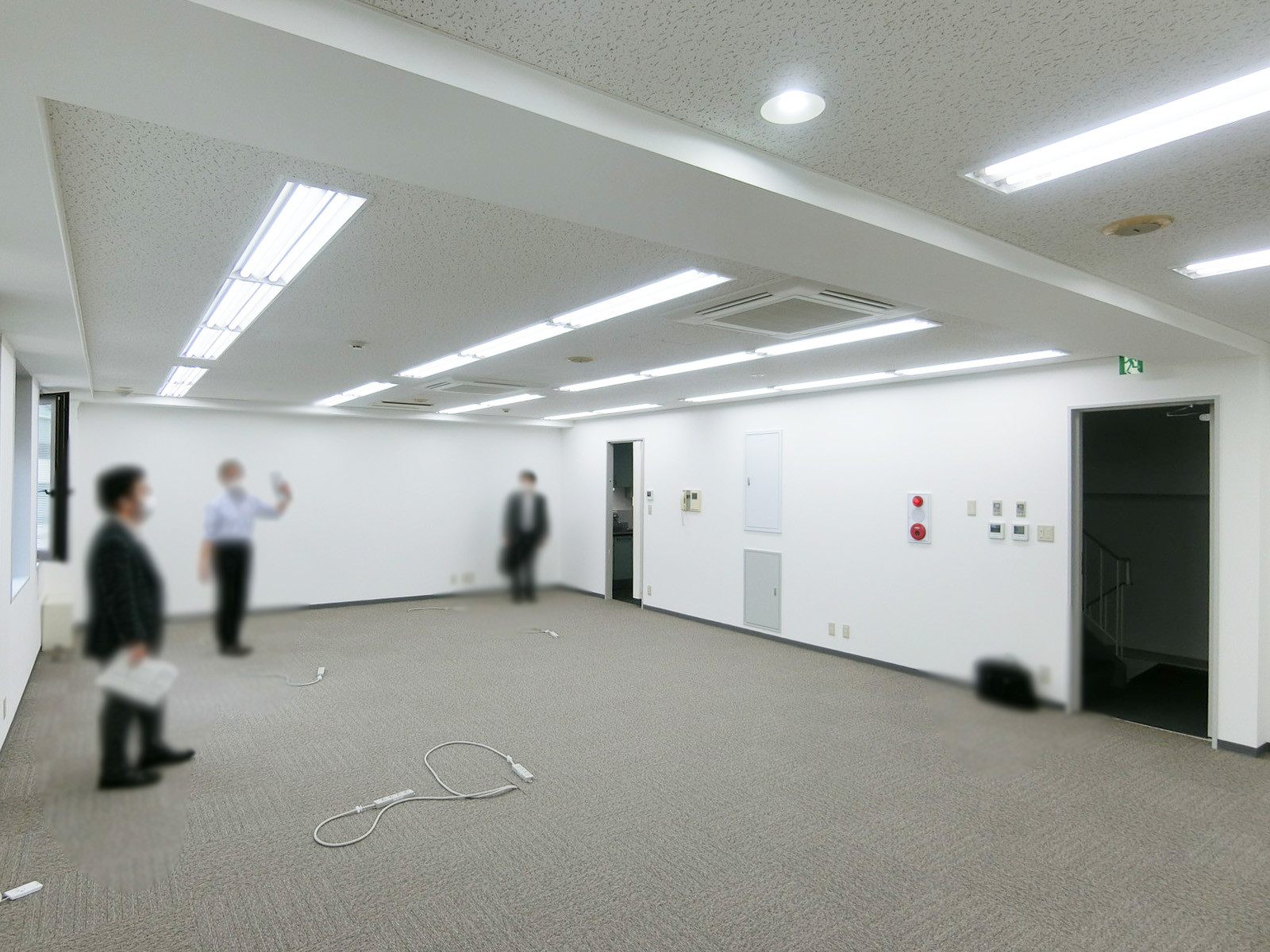 オフィス室内参考画像