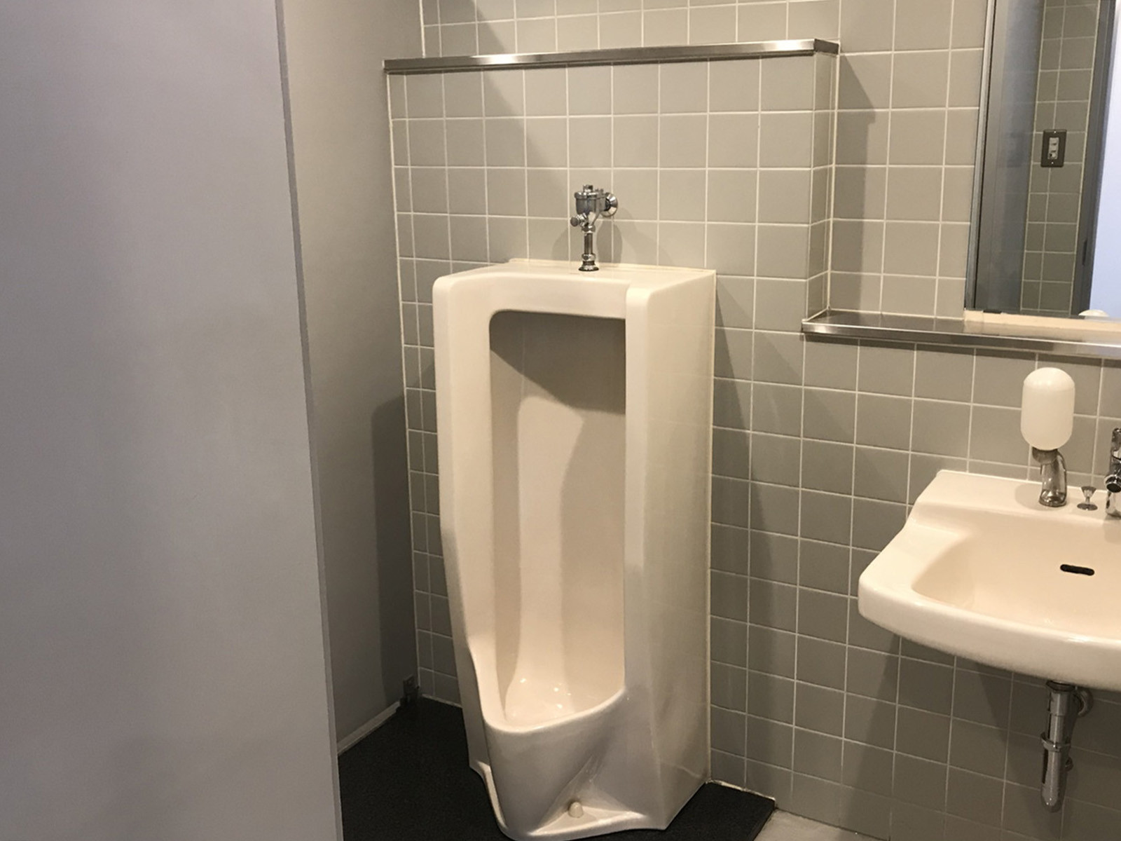 男性用トイレ