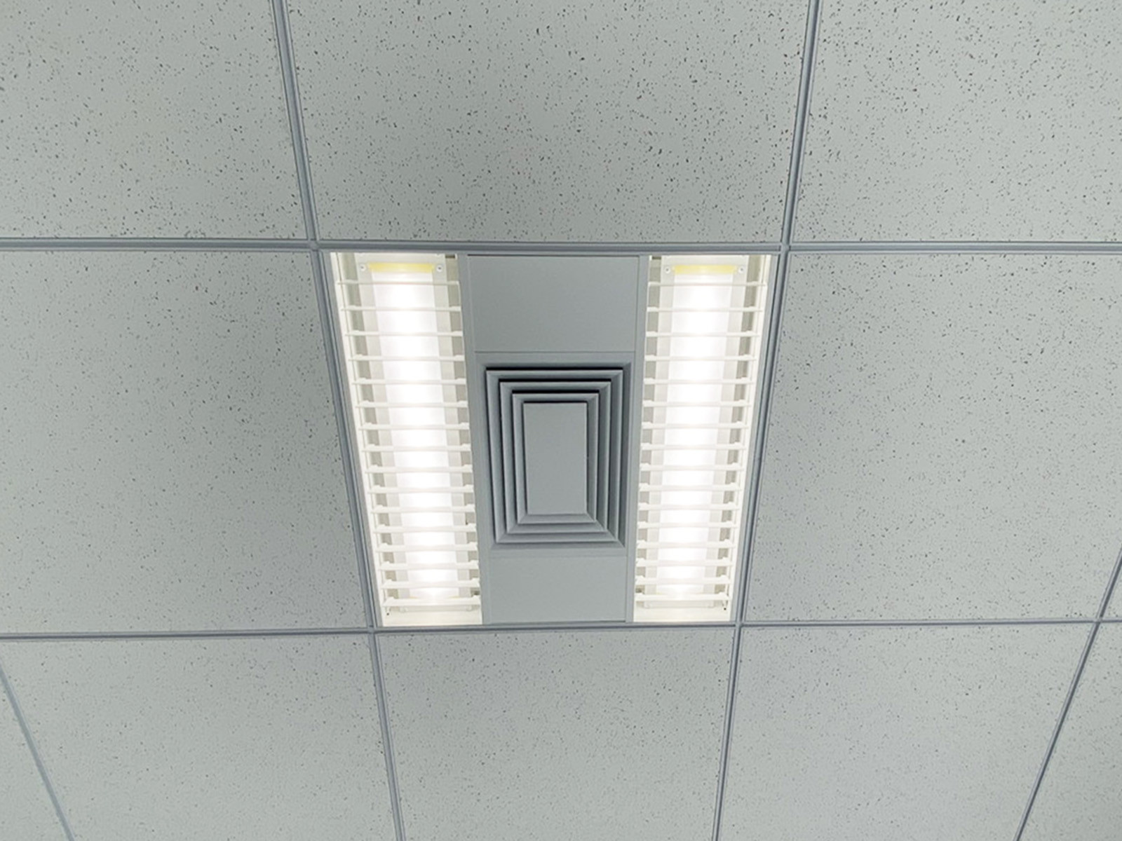 空調