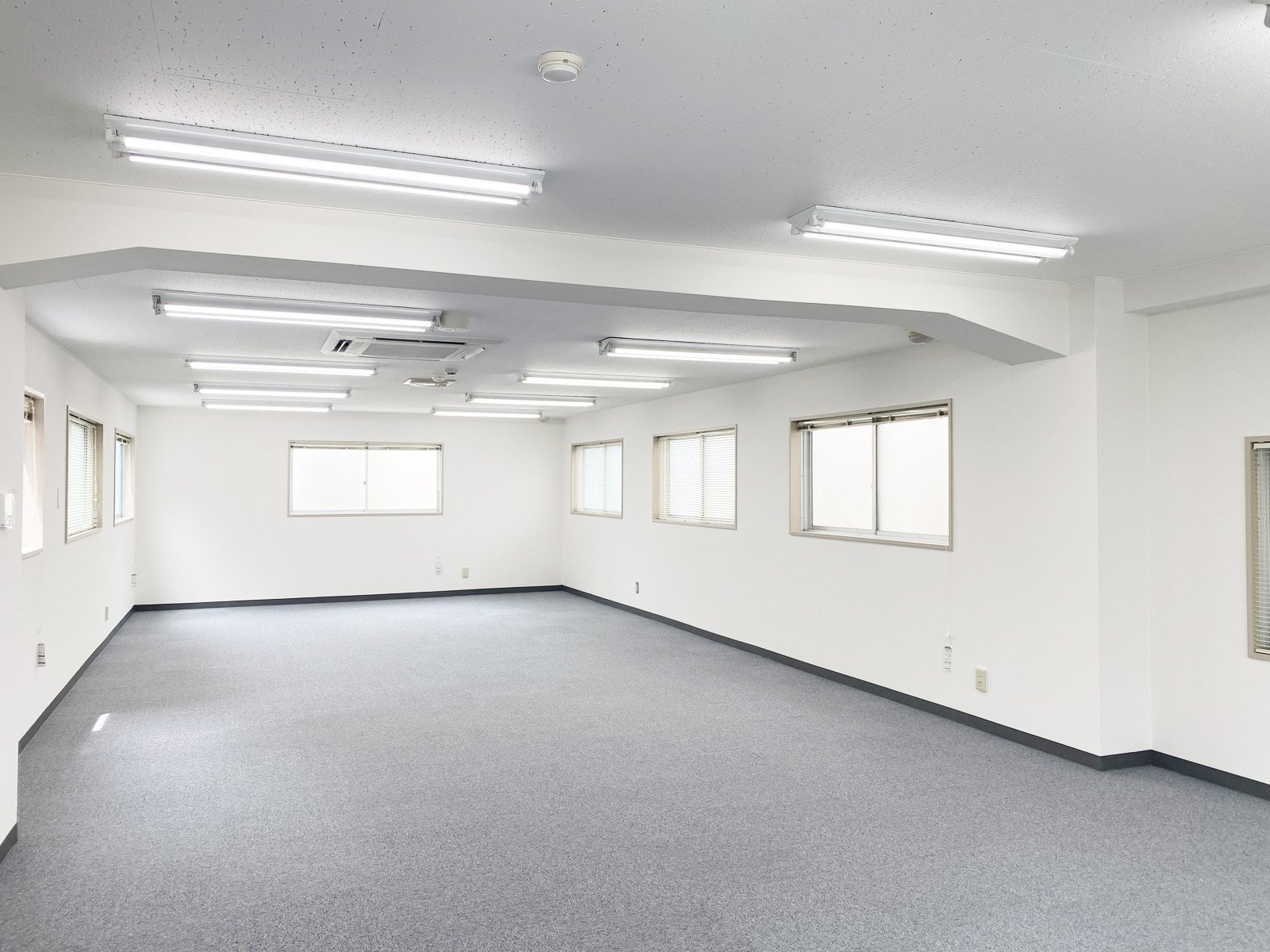 オフィス室内参考画像(5階・約21坪)