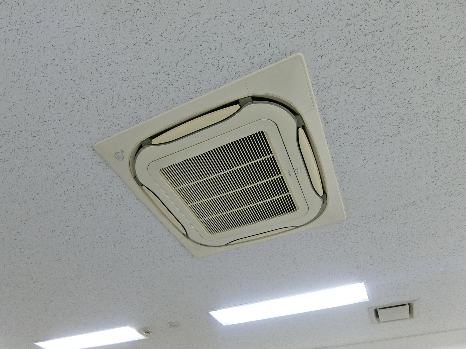 空調