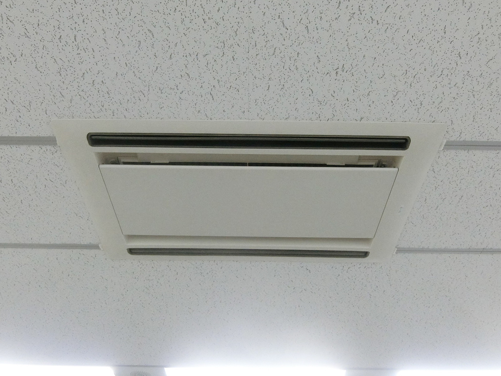 空調