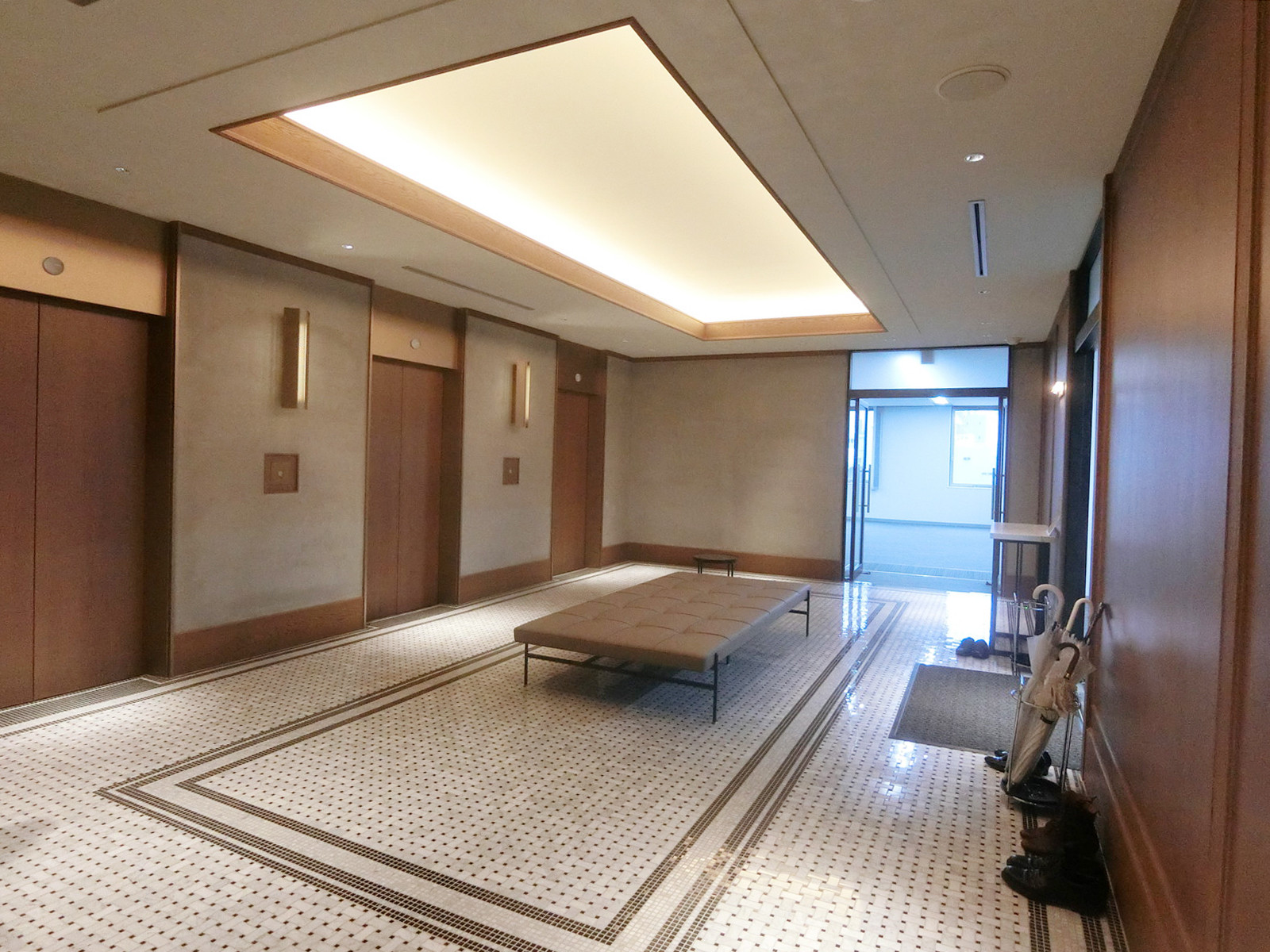 エレベーターホール