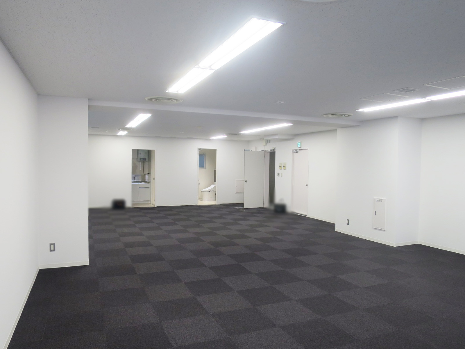 オフィス室内参考画像