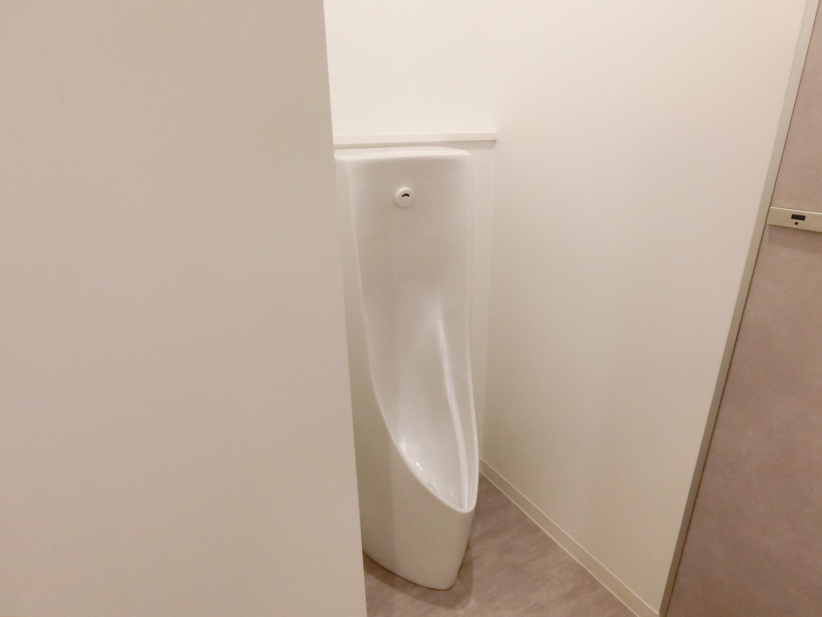 男性用トイレ