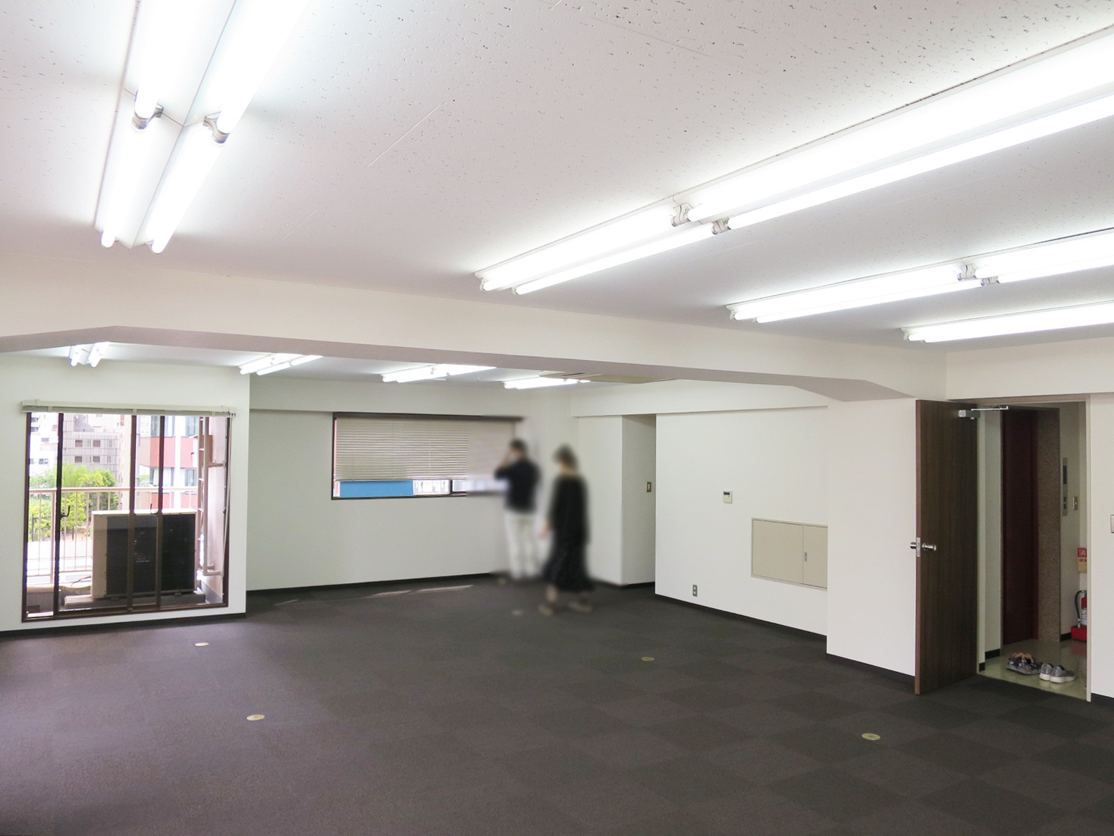 オフィス室内参考画像