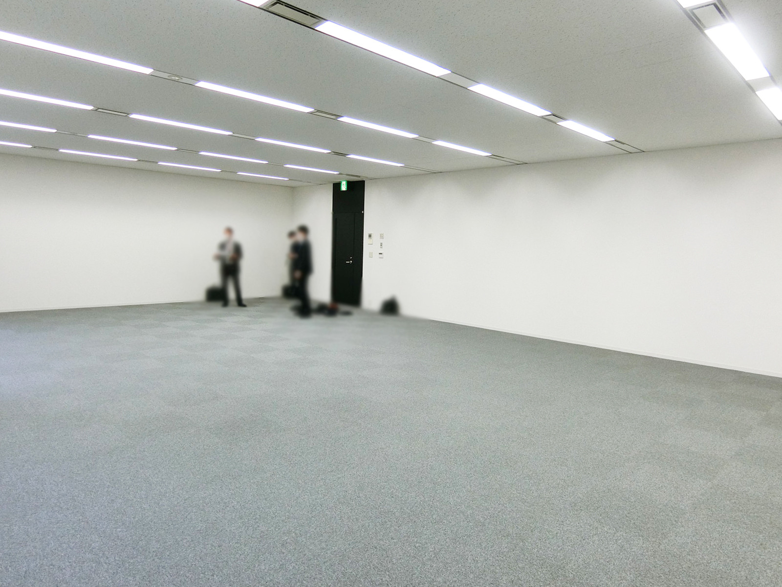別角度の様子