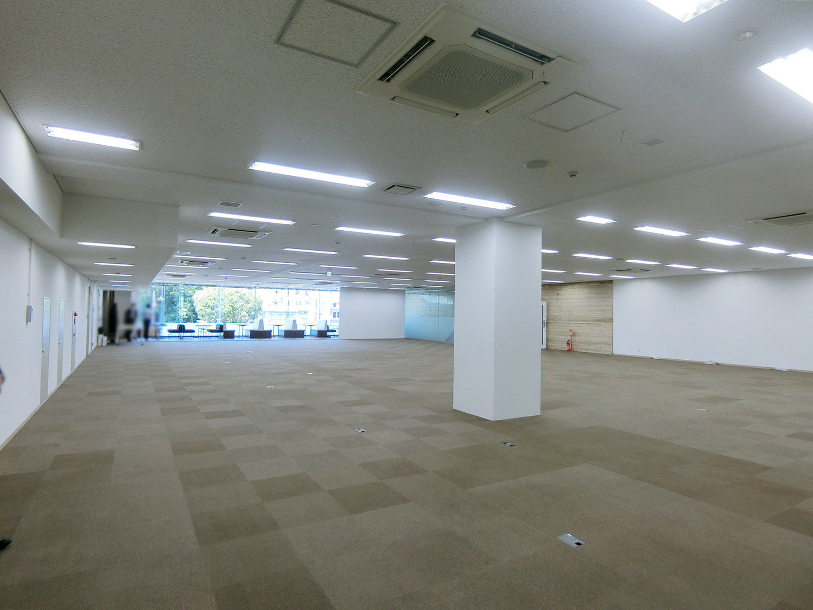 オフィス室内参考画像（2階・約175坪）