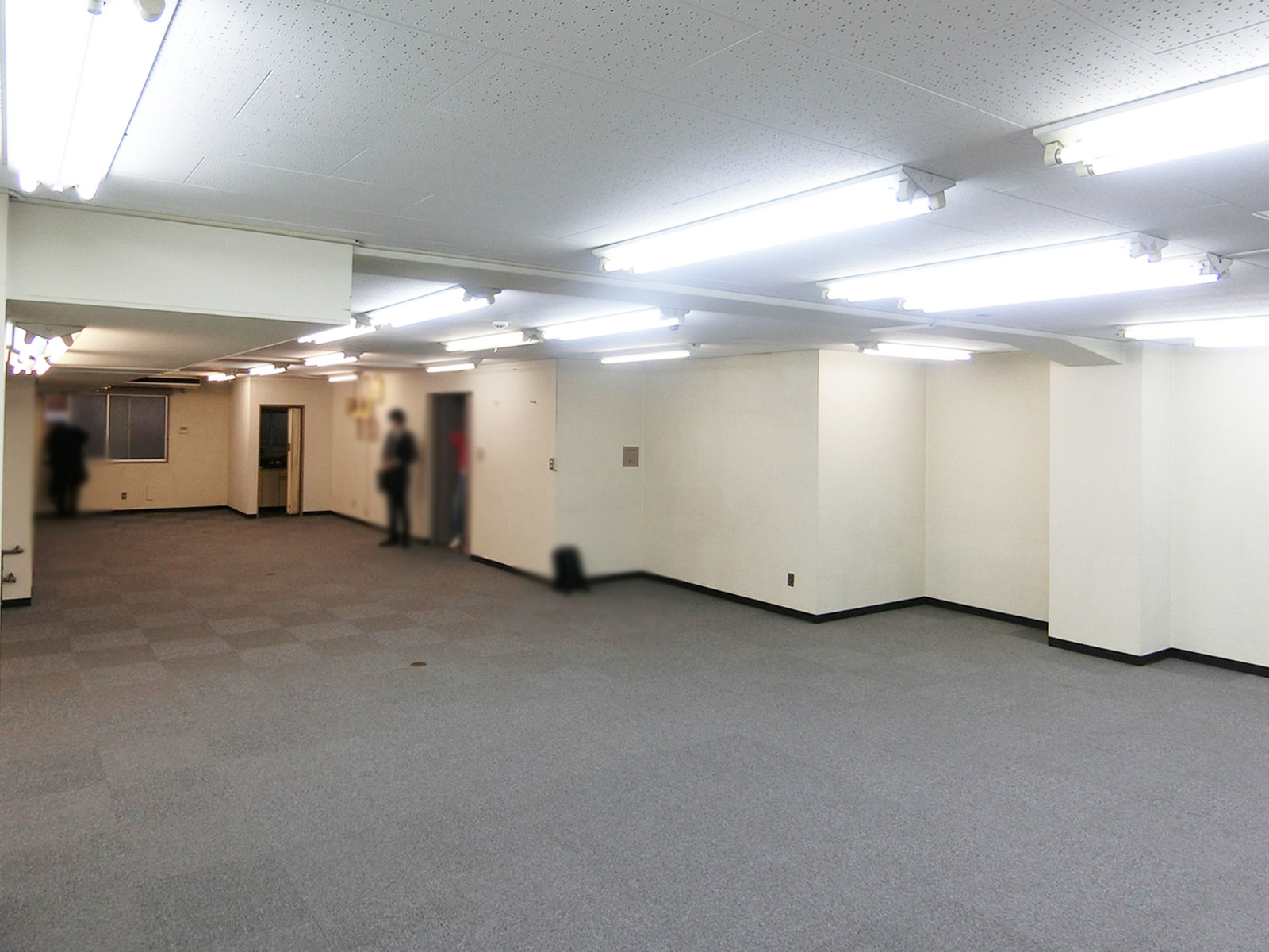 別角度の様子