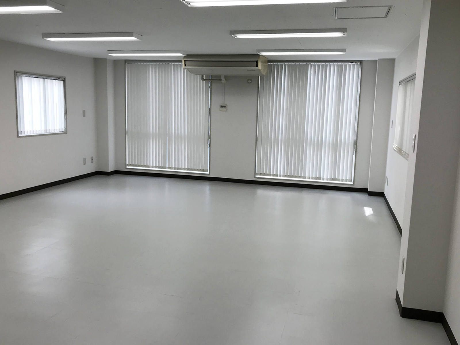 別角度の様子