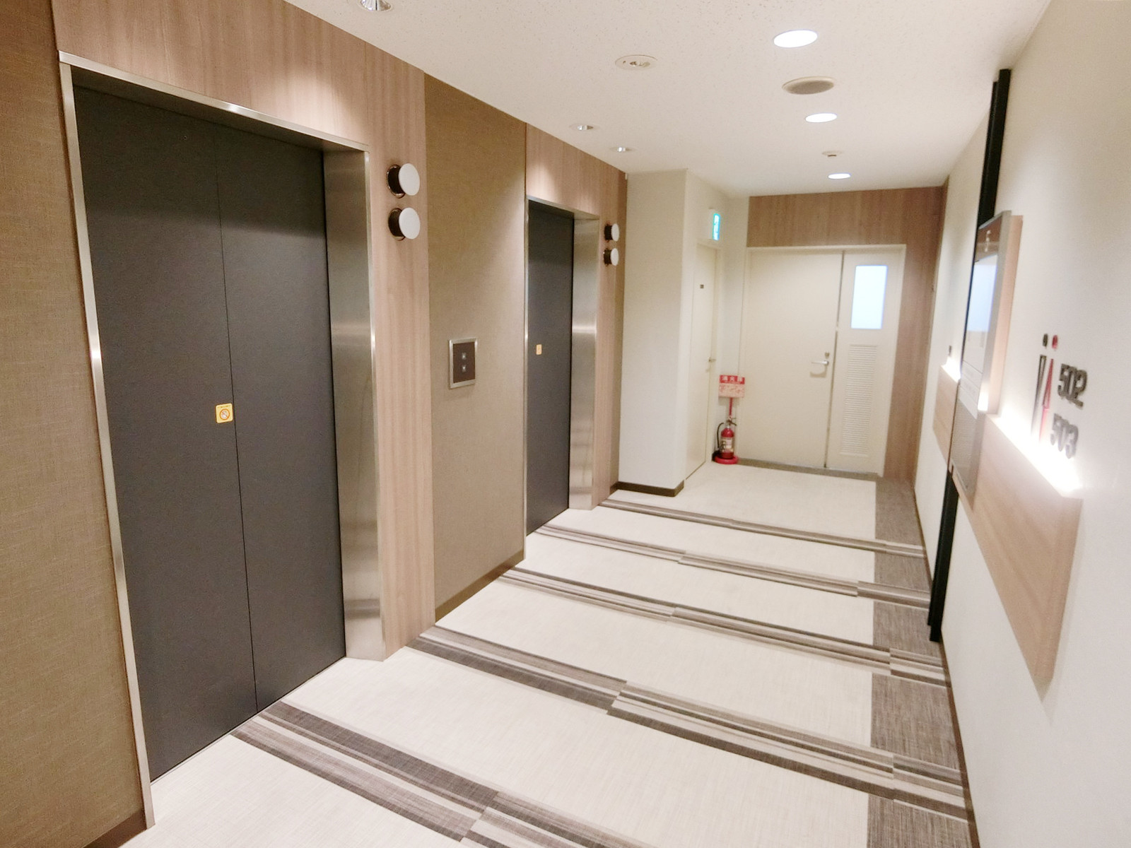 エレベーター